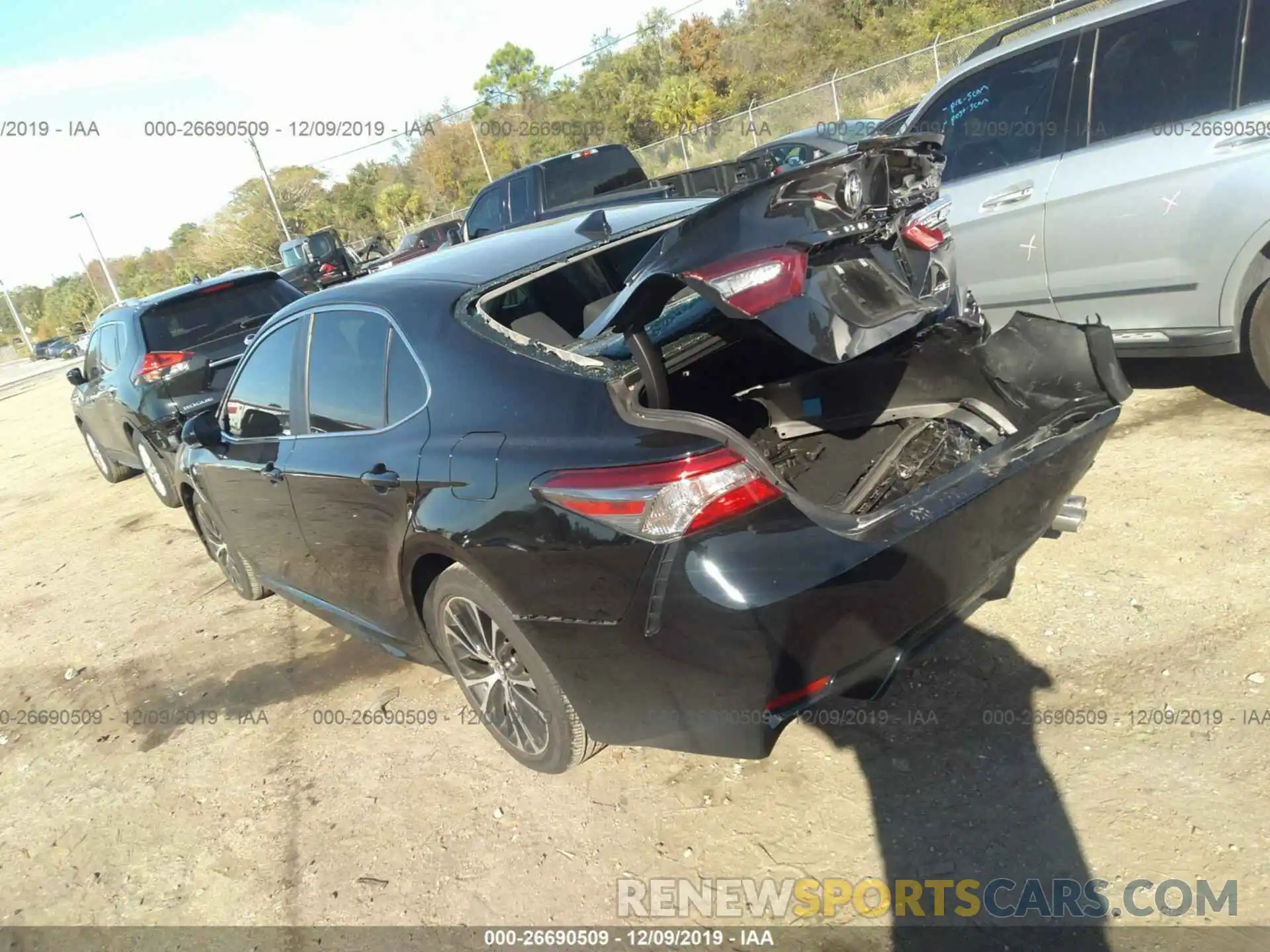 3 Photograph of a damaged car 4T1B11HK1KU211149 TOYOTA CAMRY 2019