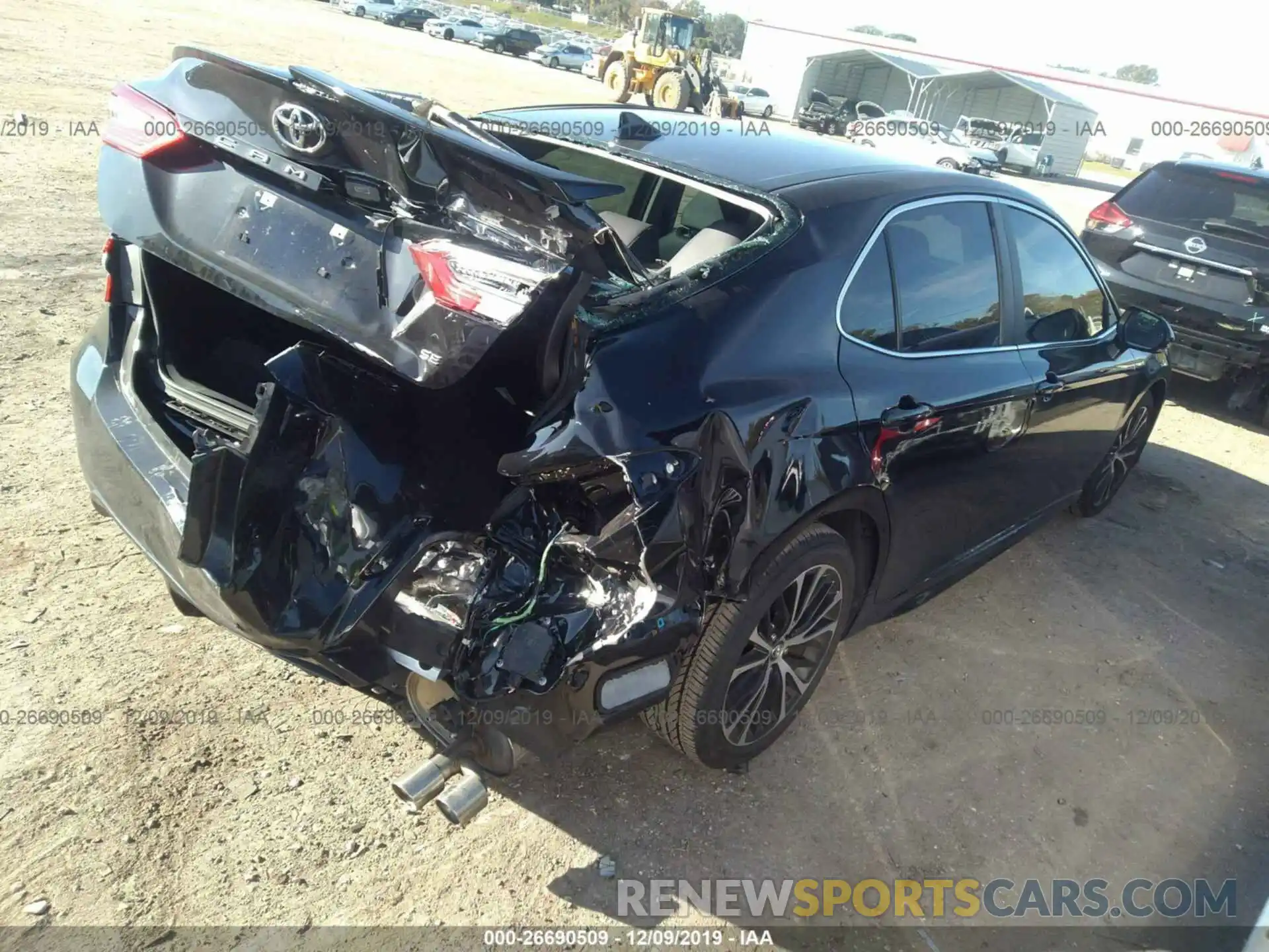 4 Photograph of a damaged car 4T1B11HK1KU211149 TOYOTA CAMRY 2019