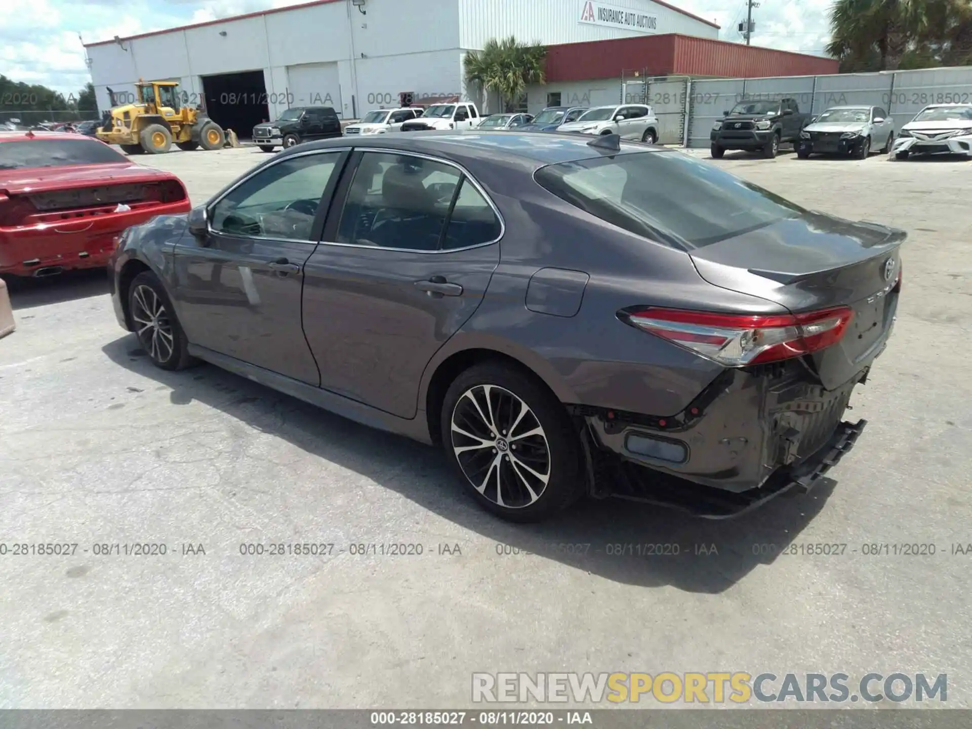 3 Photograph of a damaged car 4T1B11HK1KU212303 TOYOTA CAMRY 2019