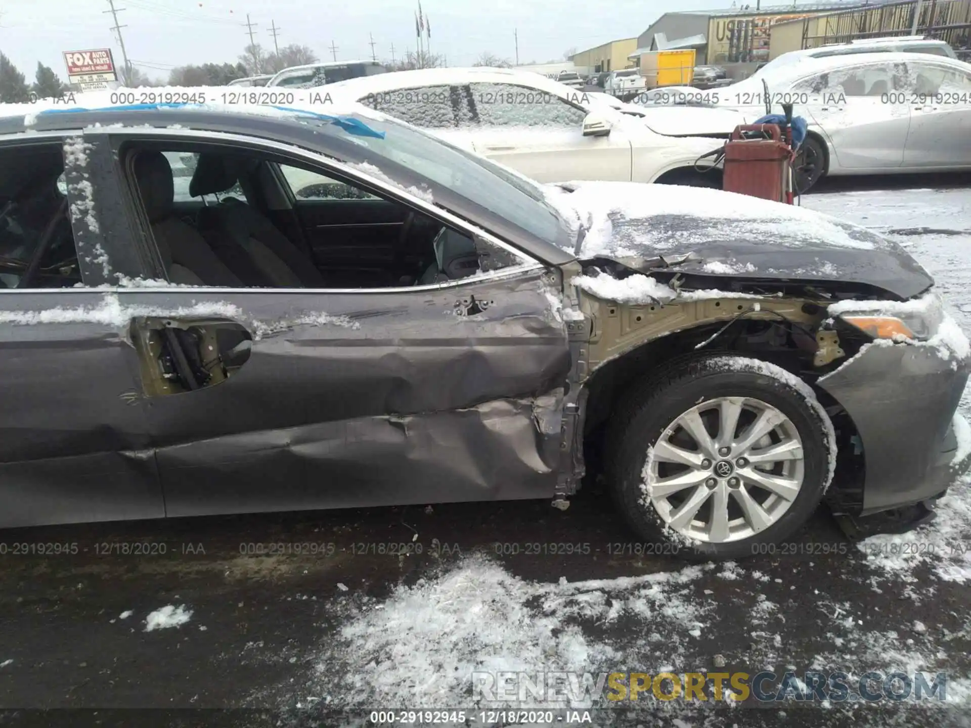 6 Photograph of a damaged car 4T1B11HK1KU213273 TOYOTA CAMRY 2019