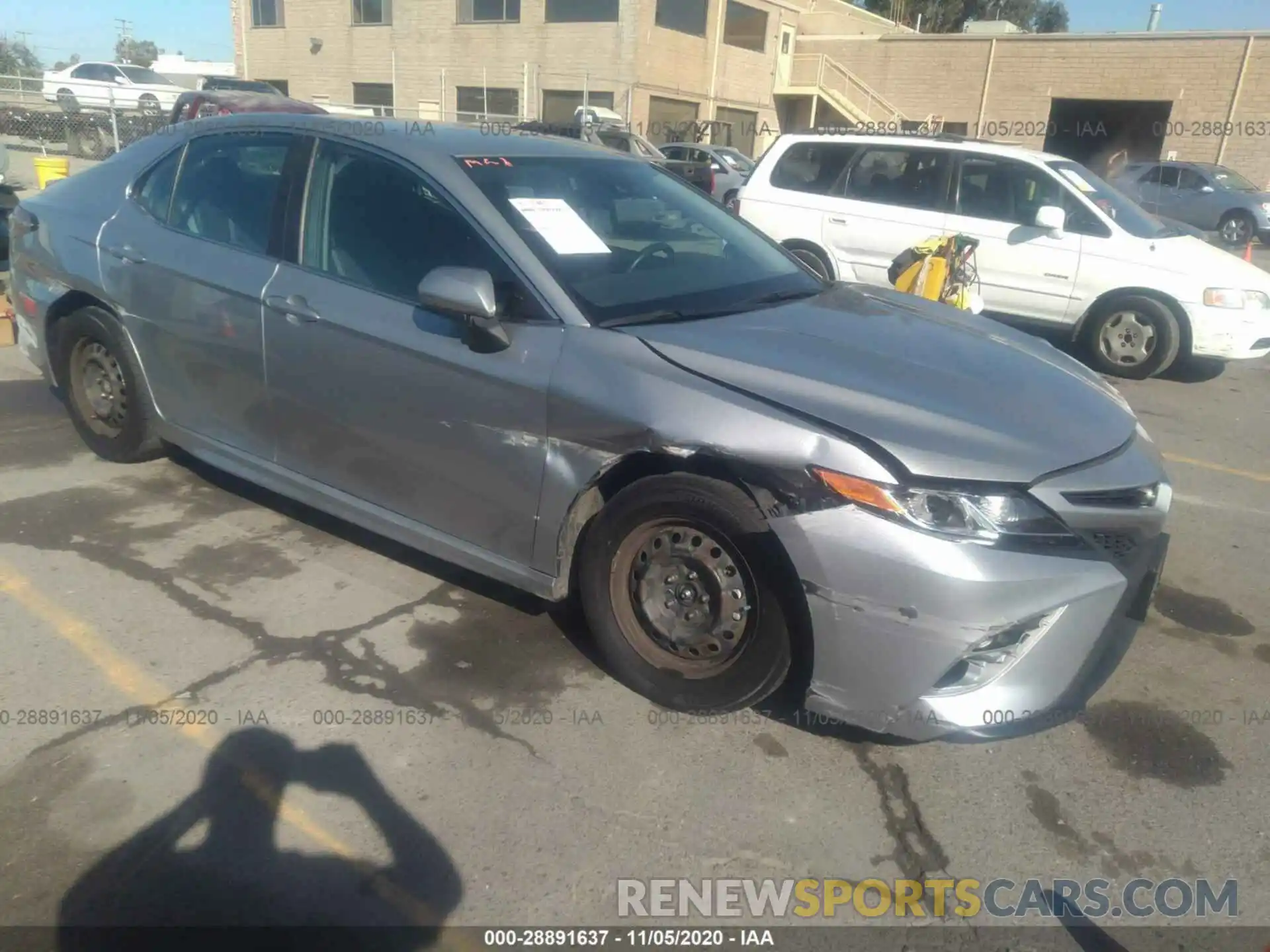 1 Photograph of a damaged car 4T1B11HK1KU213998 TOYOTA CAMRY 2019