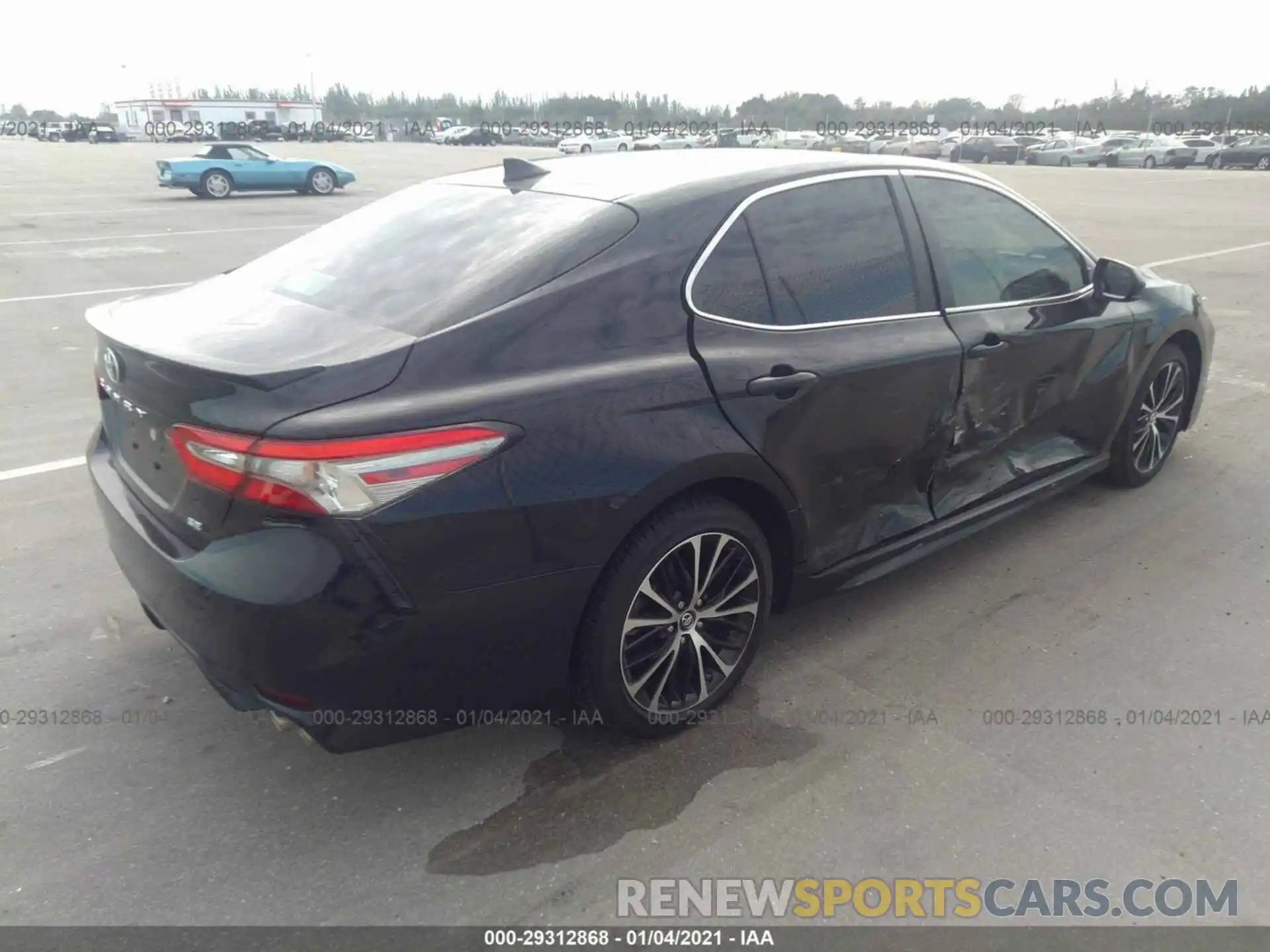 4 Фотография поврежденного автомобиля 4T1B11HK1KU214374 TOYOTA CAMRY 2019