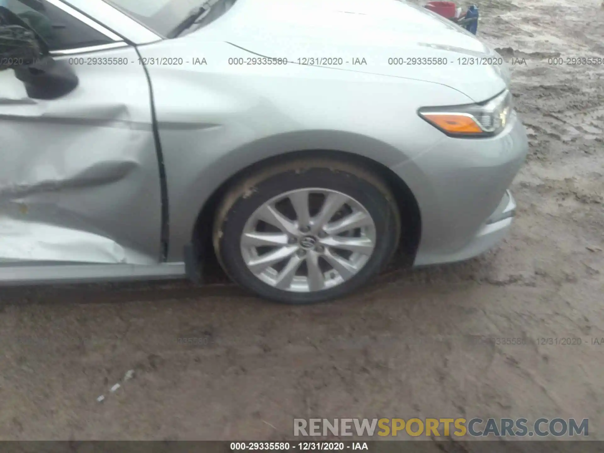 14 Photograph of a damaged car 4T1B11HK1KU214780 TOYOTA CAMRY 2019