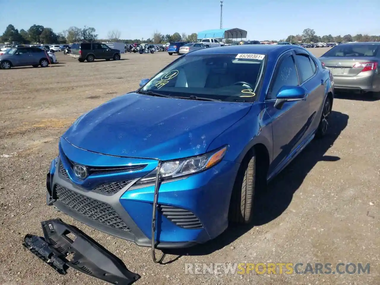 2 Photograph of a damaged car 4T1B11HK1KU215931 TOYOTA CAMRY 2019