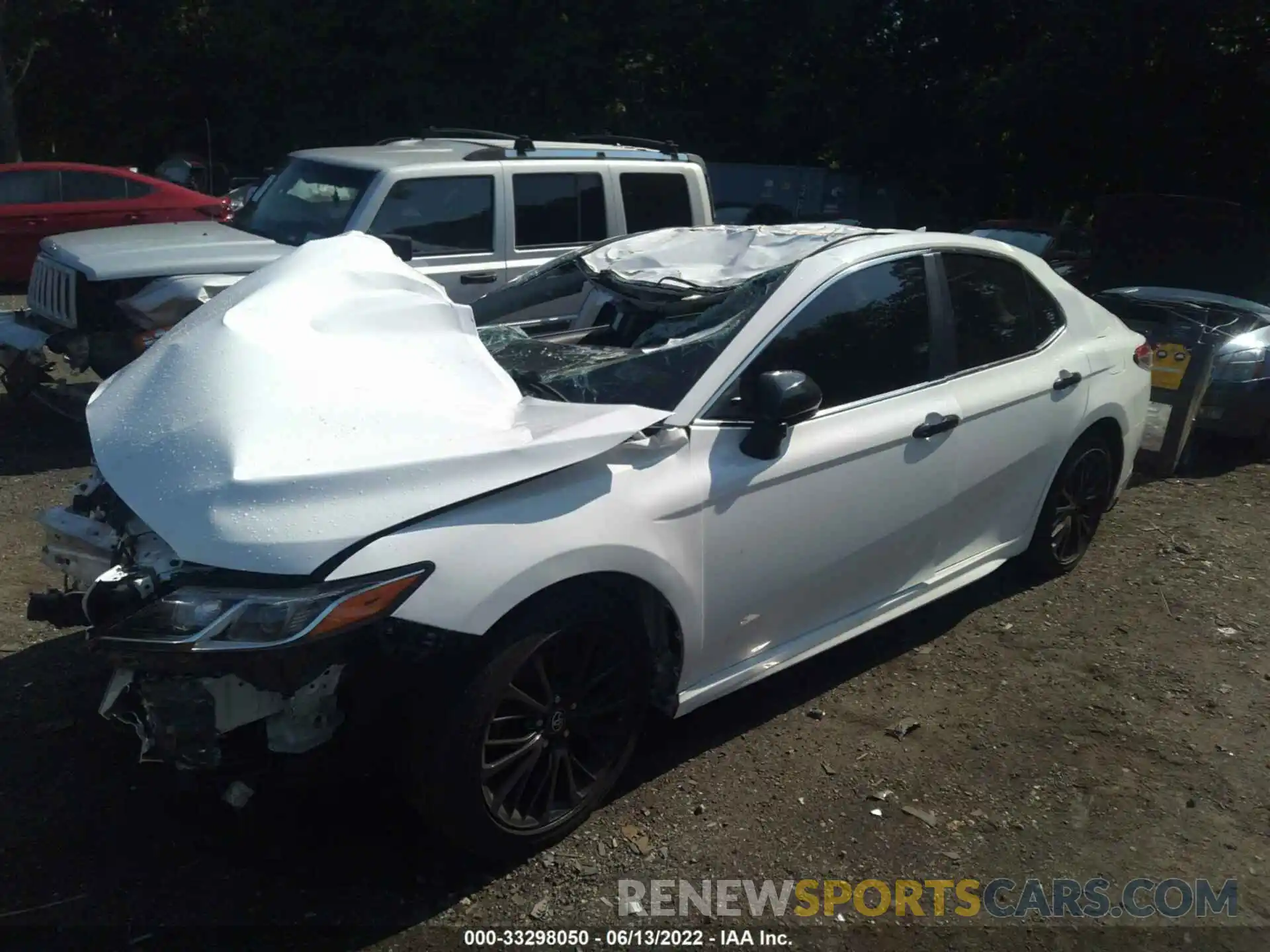 2 Photograph of a damaged car 4T1B11HK1KU216397 TOYOTA CAMRY 2019