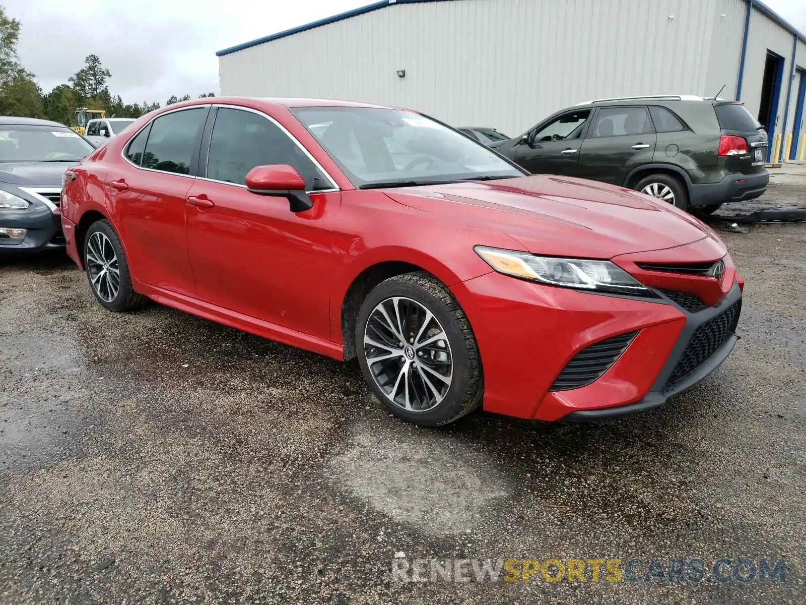 1 Photograph of a damaged car 4T1B11HK1KU216514 TOYOTA CAMRY 2019