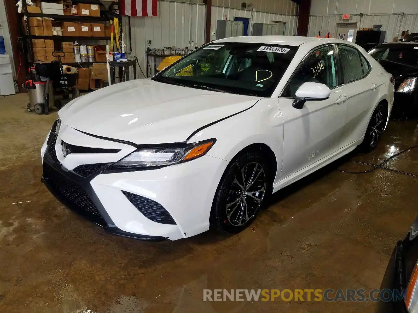 2 Photograph of a damaged car 4T1B11HK1KU216920 TOYOTA CAMRY 2019