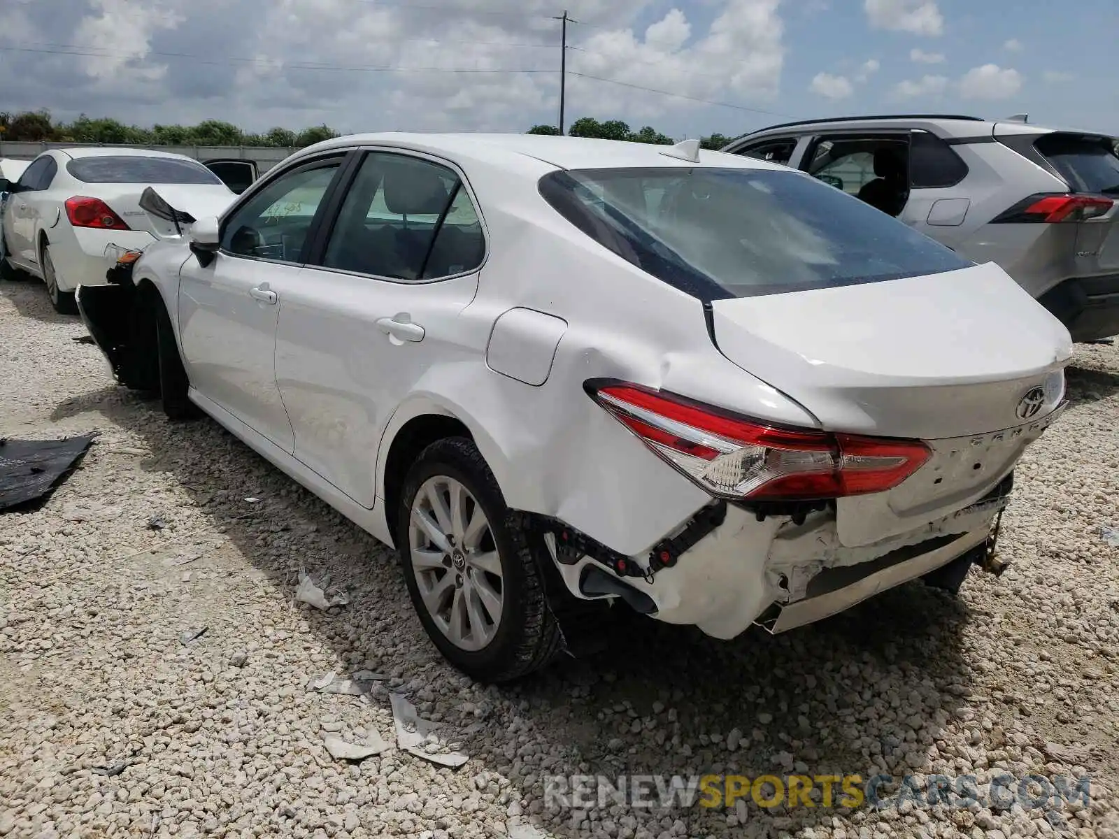 3 Photograph of a damaged car 4T1B11HK1KU217484 TOYOTA CAMRY 2019