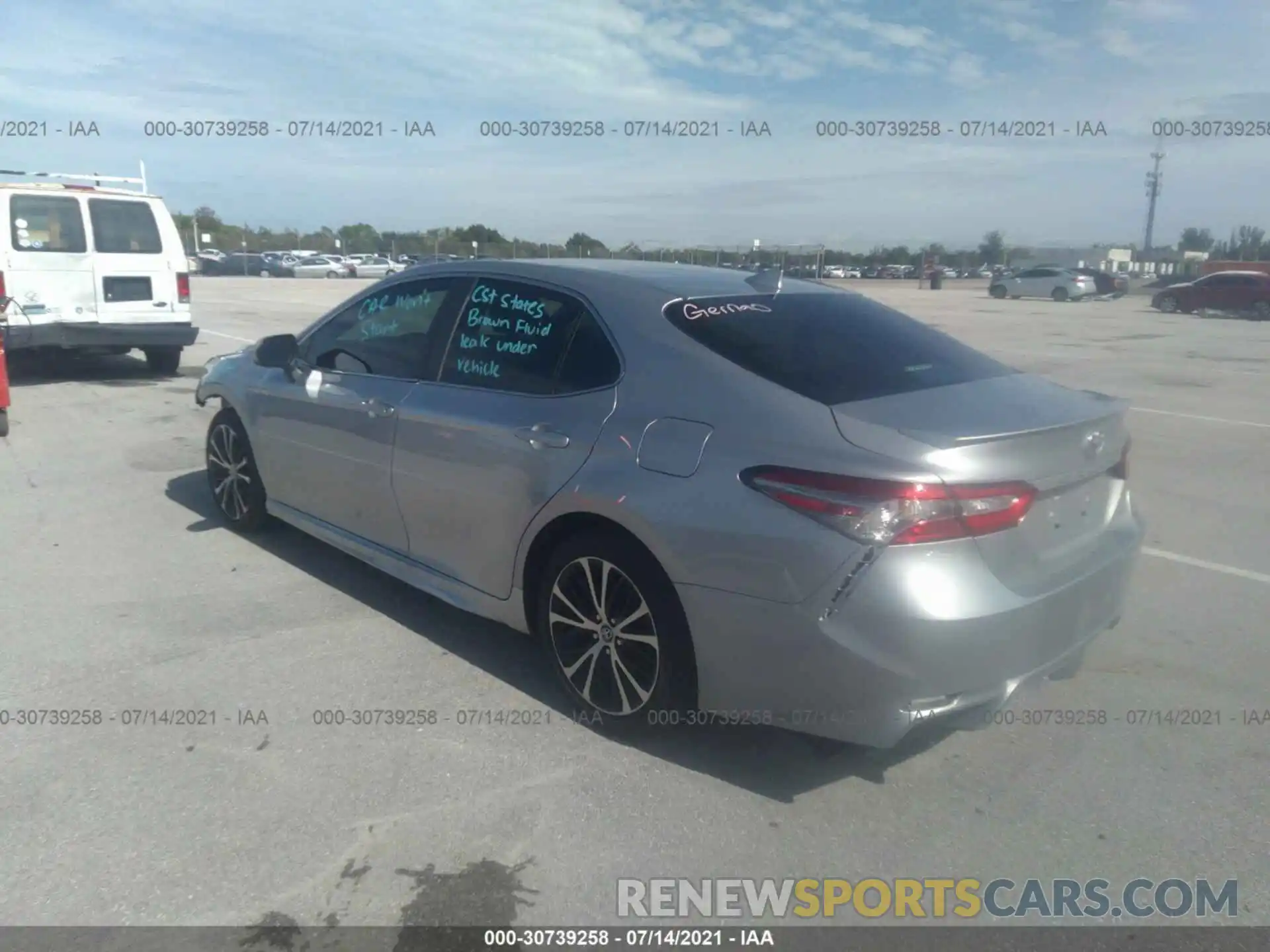 3 Photograph of a damaged car 4T1B11HK1KU218263 TOYOTA CAMRY 2019