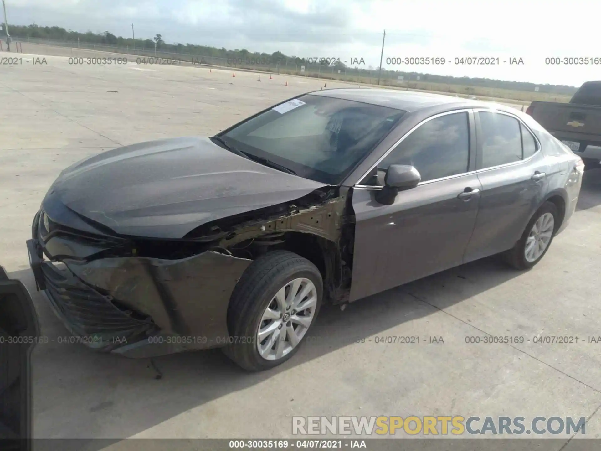 2 Photograph of a damaged car 4T1B11HK1KU219963 TOYOTA CAMRY 2019