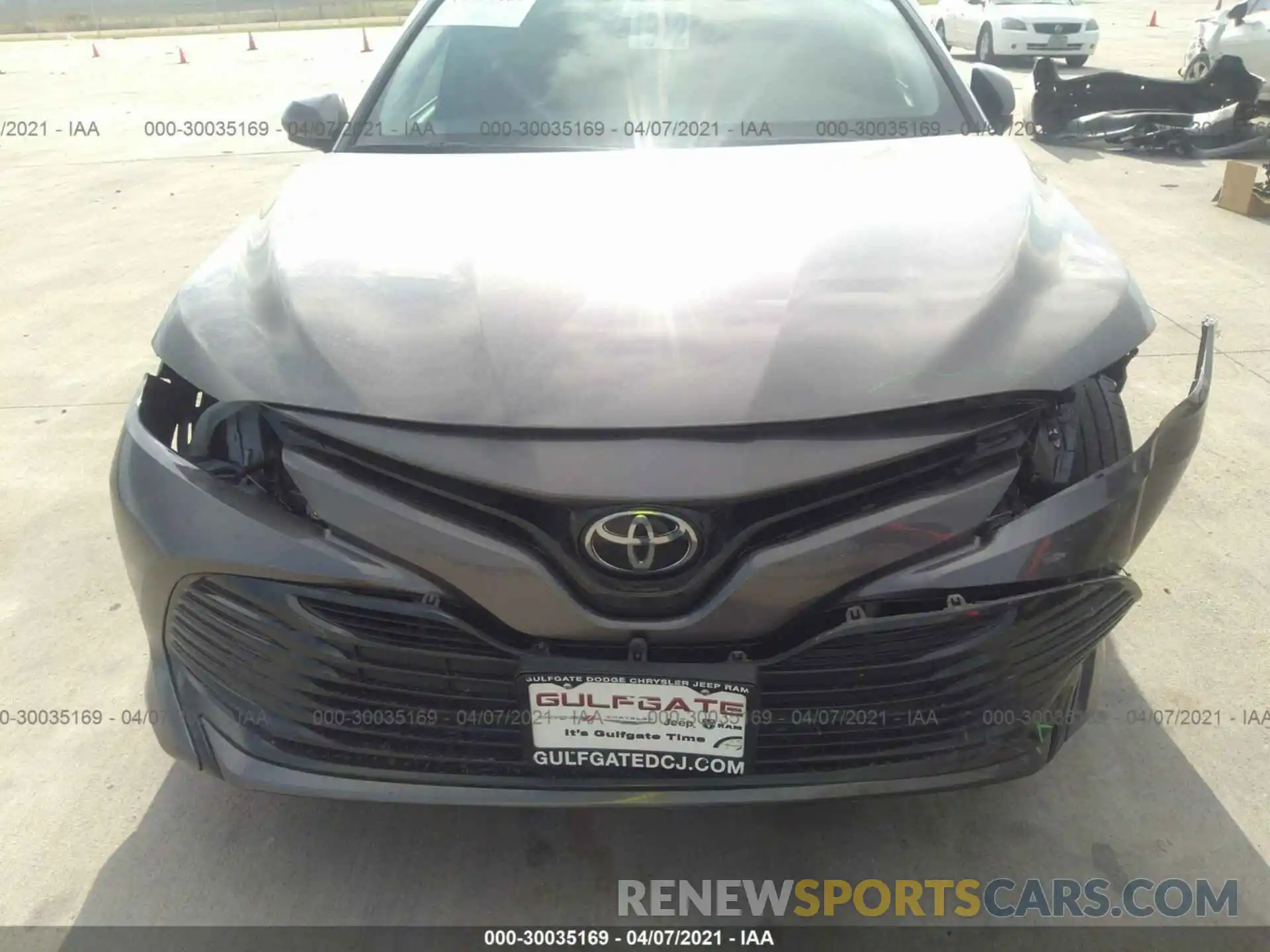 6 Photograph of a damaged car 4T1B11HK1KU219963 TOYOTA CAMRY 2019