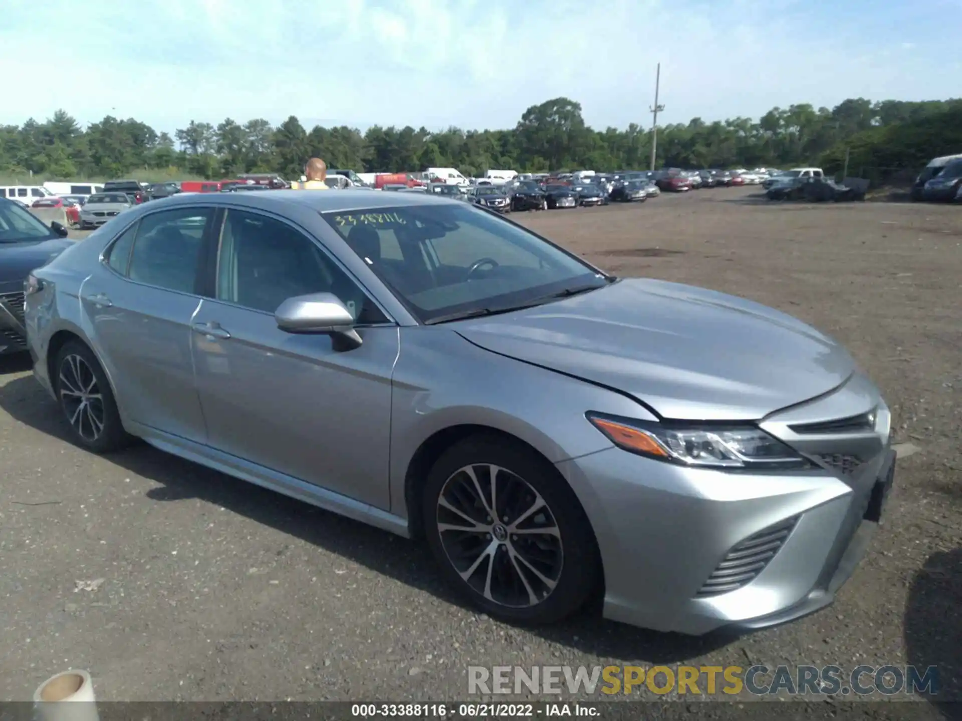 1 Photograph of a damaged car 4T1B11HK1KU221163 TOYOTA CAMRY 2019