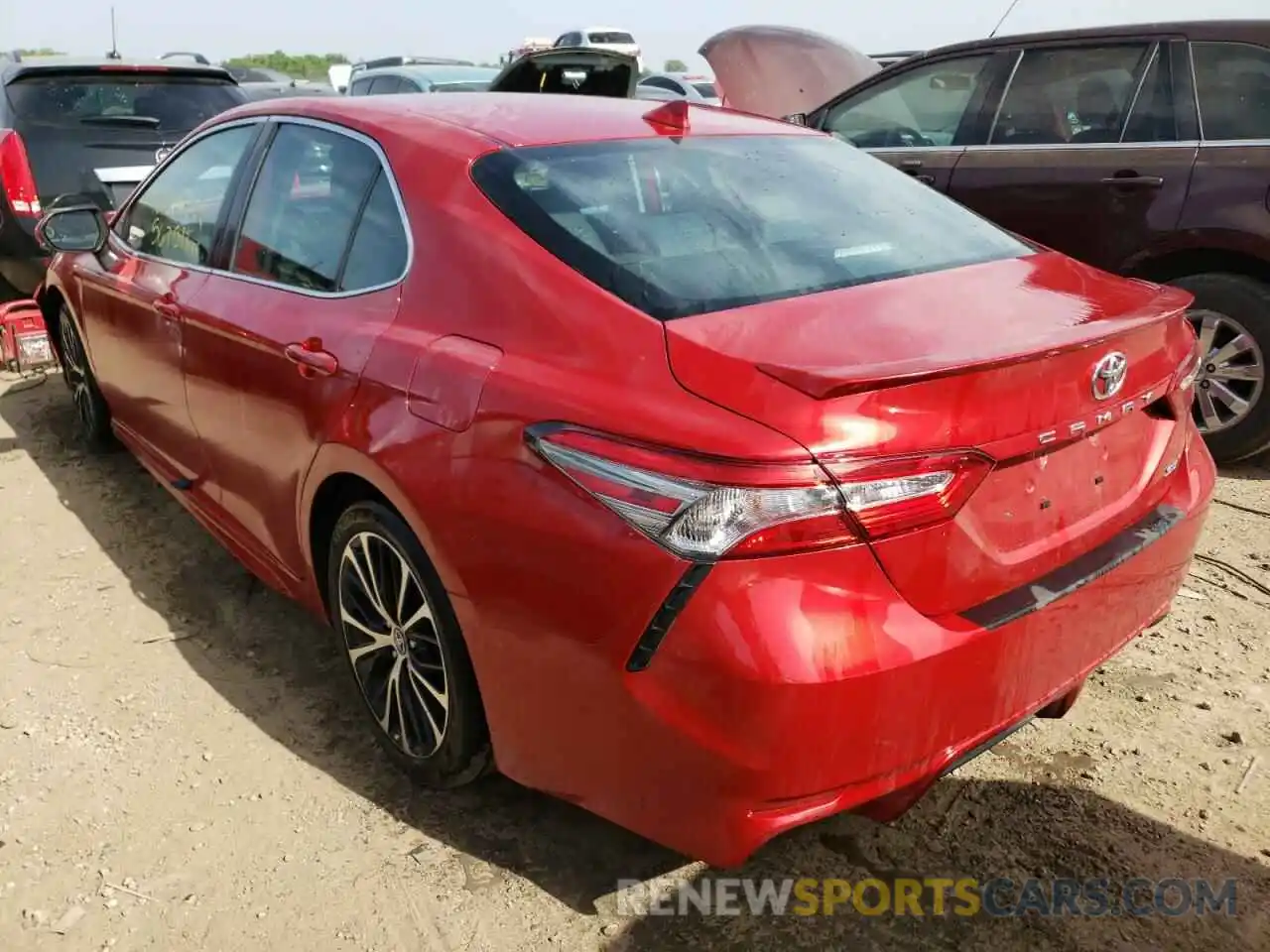 3 Photograph of a damaged car 4T1B11HK1KU224340 TOYOTA CAMRY 2019