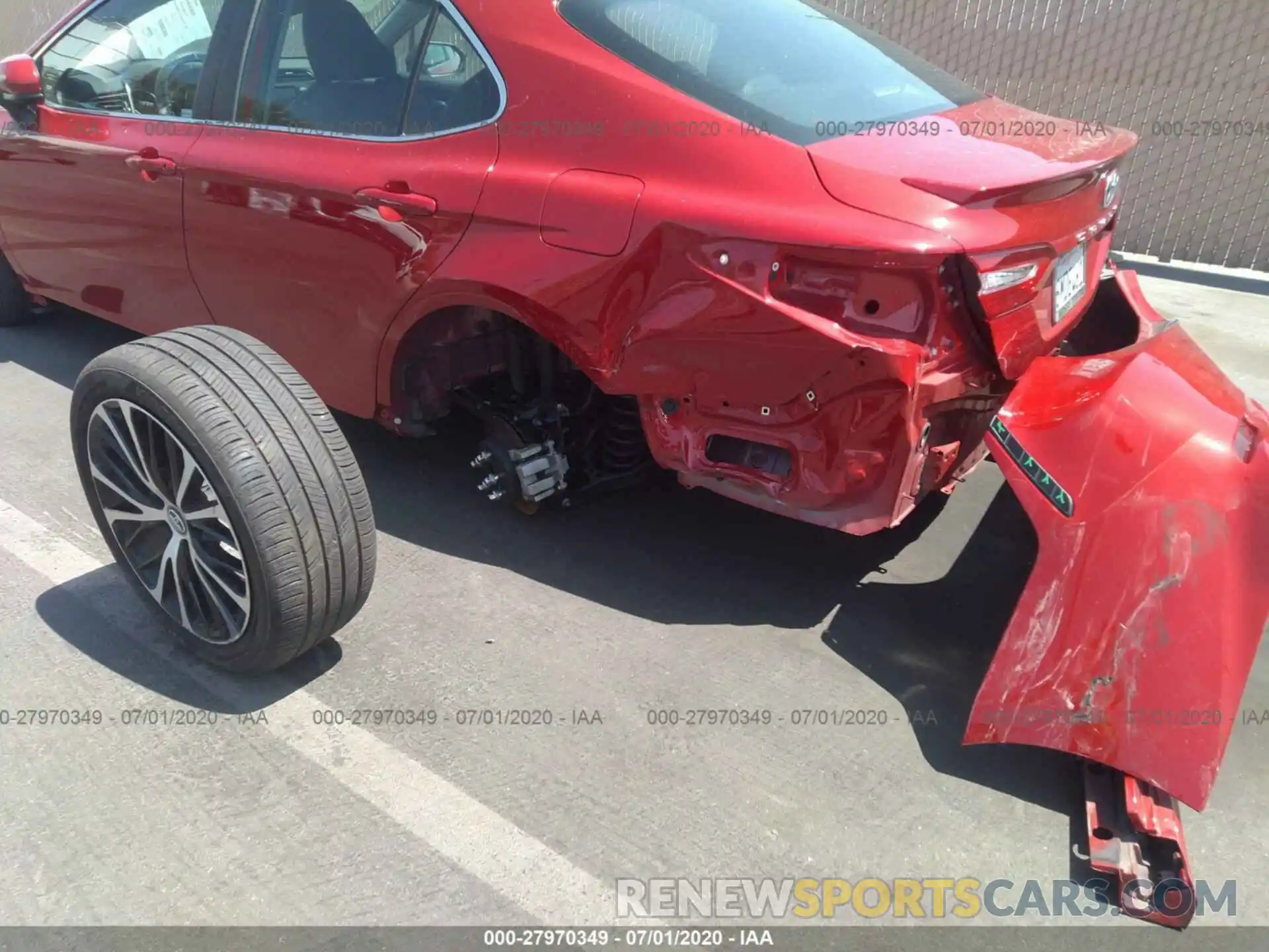 6 Photograph of a damaged car 4T1B11HK1KU226234 TOYOTA CAMRY 2019