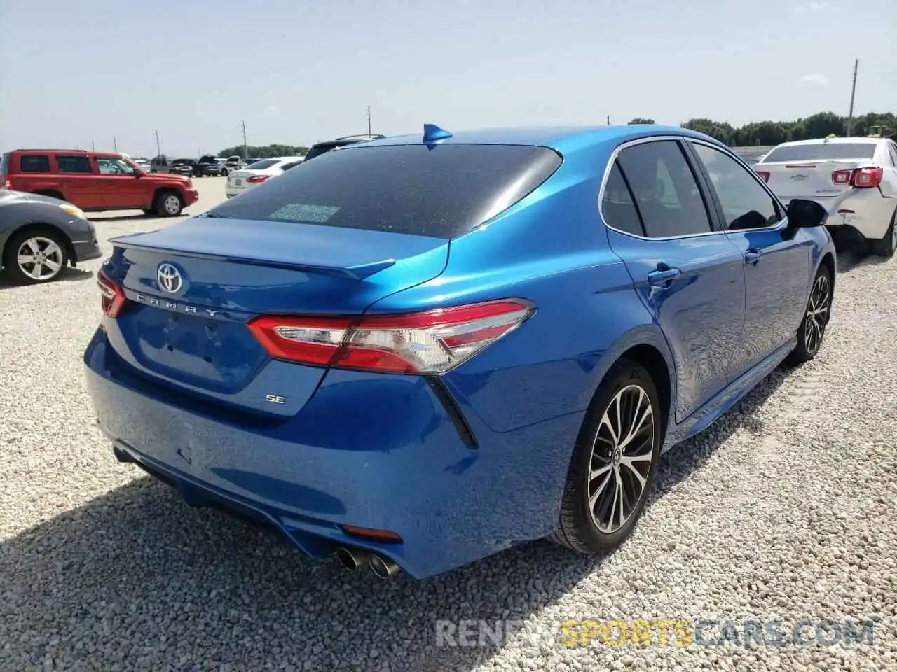 4 Photograph of a damaged car 4T1B11HK1KU226945 TOYOTA CAMRY 2019