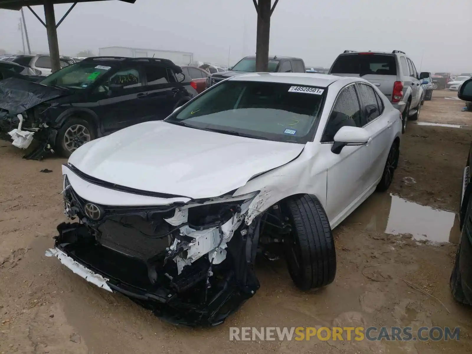 2 Photograph of a damaged car 4T1B11HK1KU228520 TOYOTA CAMRY 2019