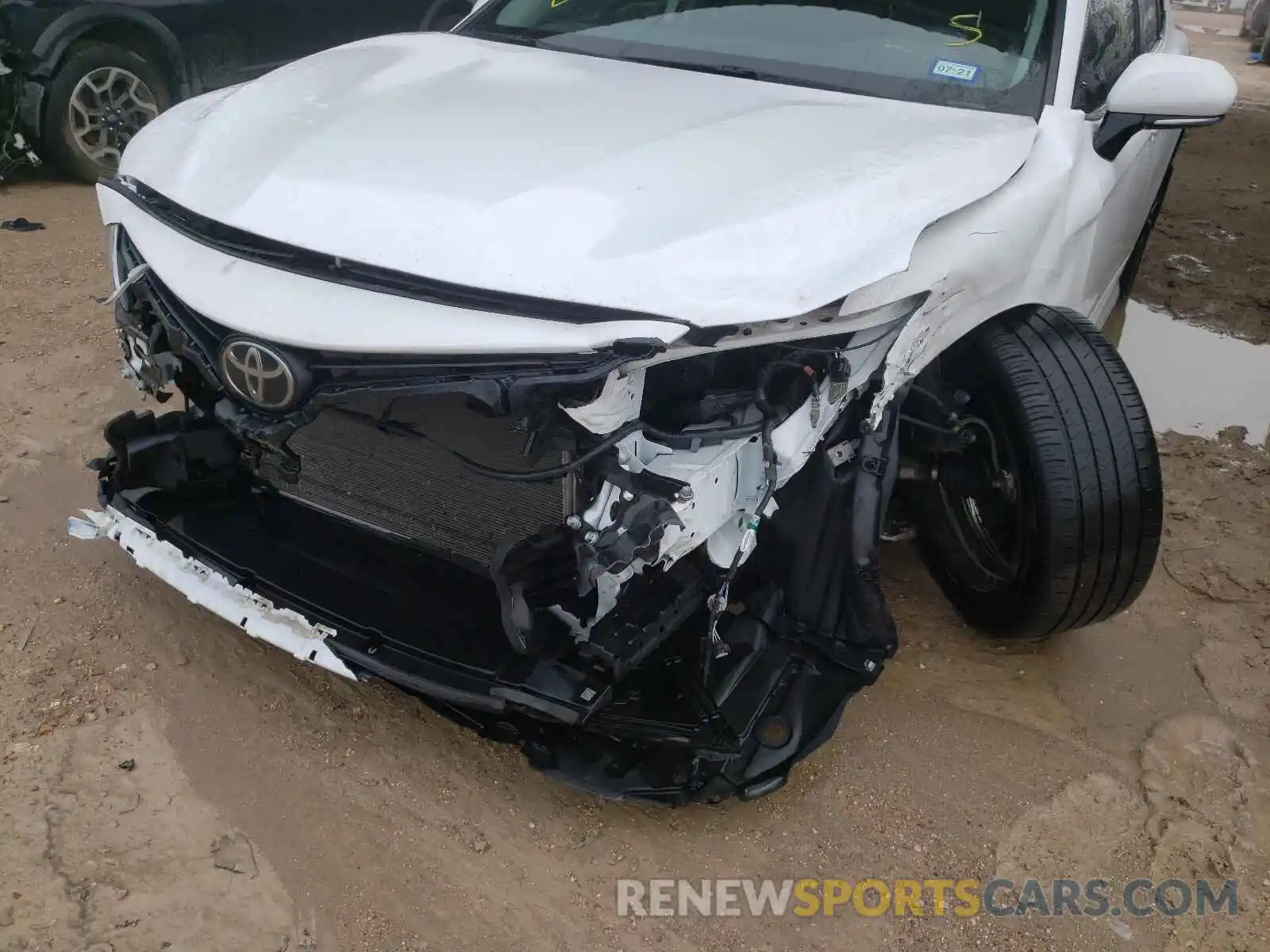 9 Photograph of a damaged car 4T1B11HK1KU228520 TOYOTA CAMRY 2019