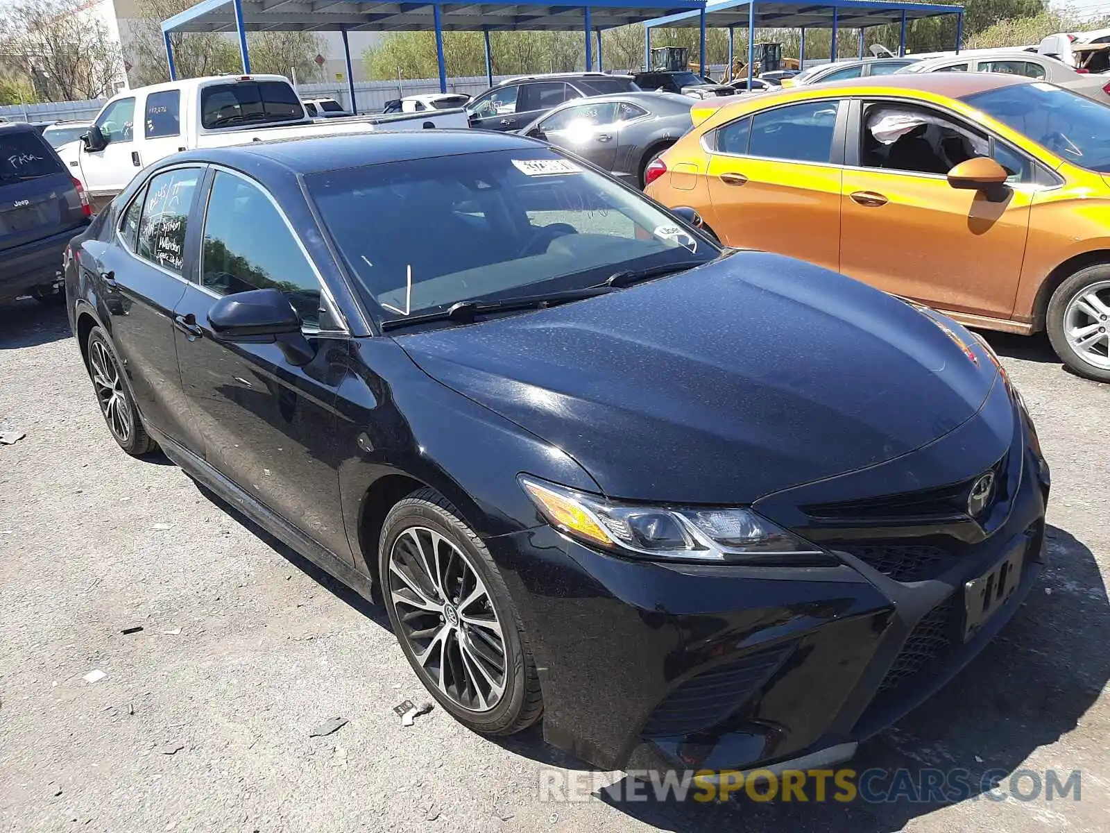 1 Photograph of a damaged car 4T1B11HK1KU228744 TOYOTA CAMRY 2019