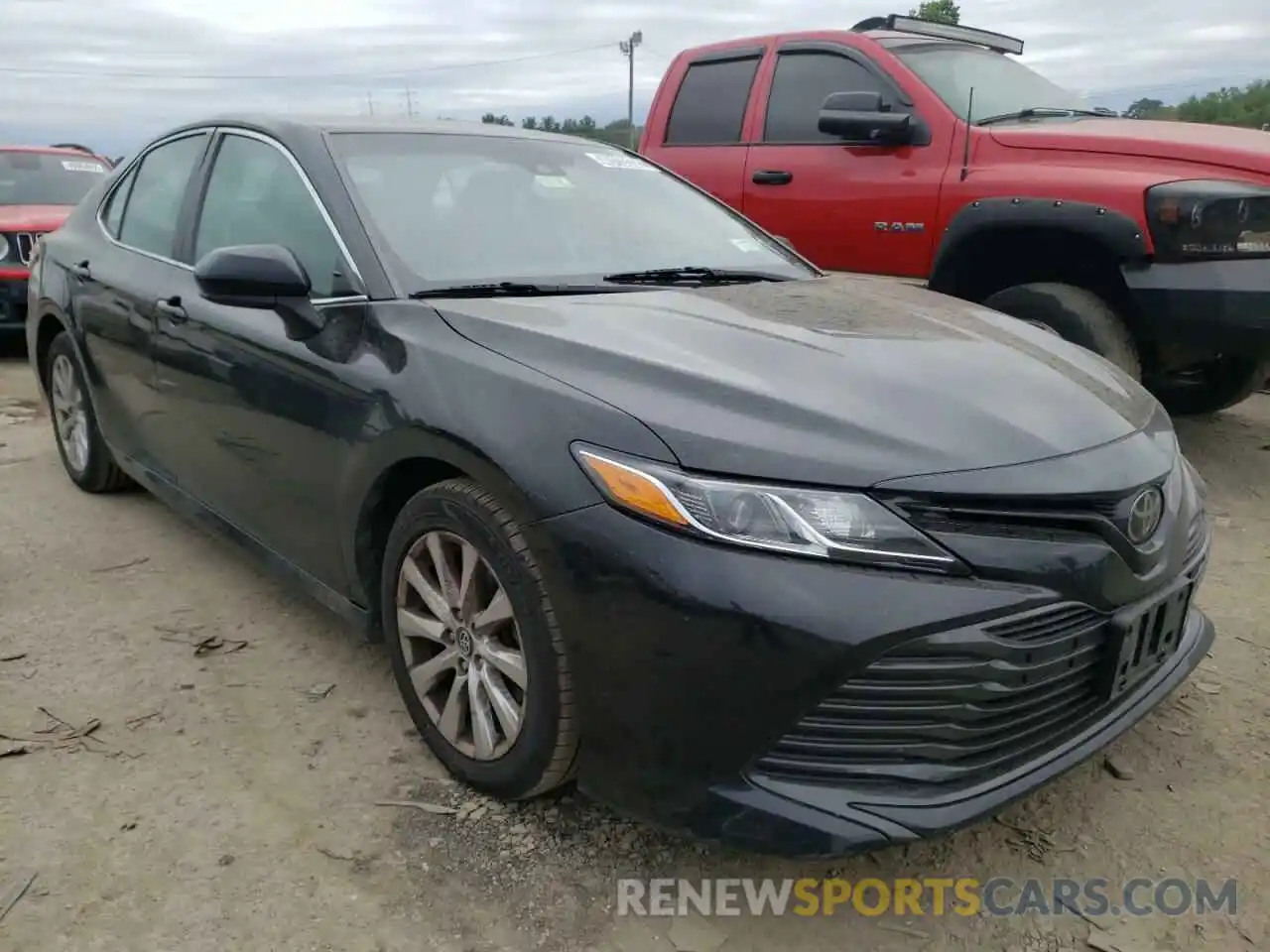 1 Photograph of a damaged car 4T1B11HK1KU229053 TOYOTA CAMRY 2019