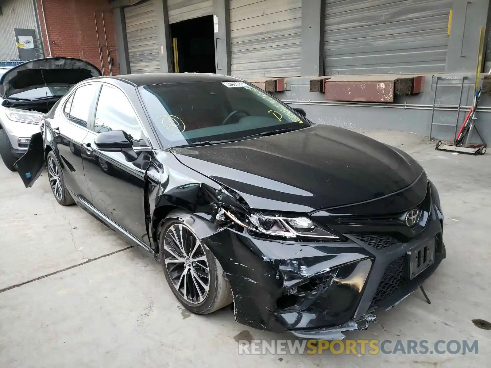 1 Photograph of a damaged car 4T1B11HK1KU229344 TOYOTA CAMRY 2019