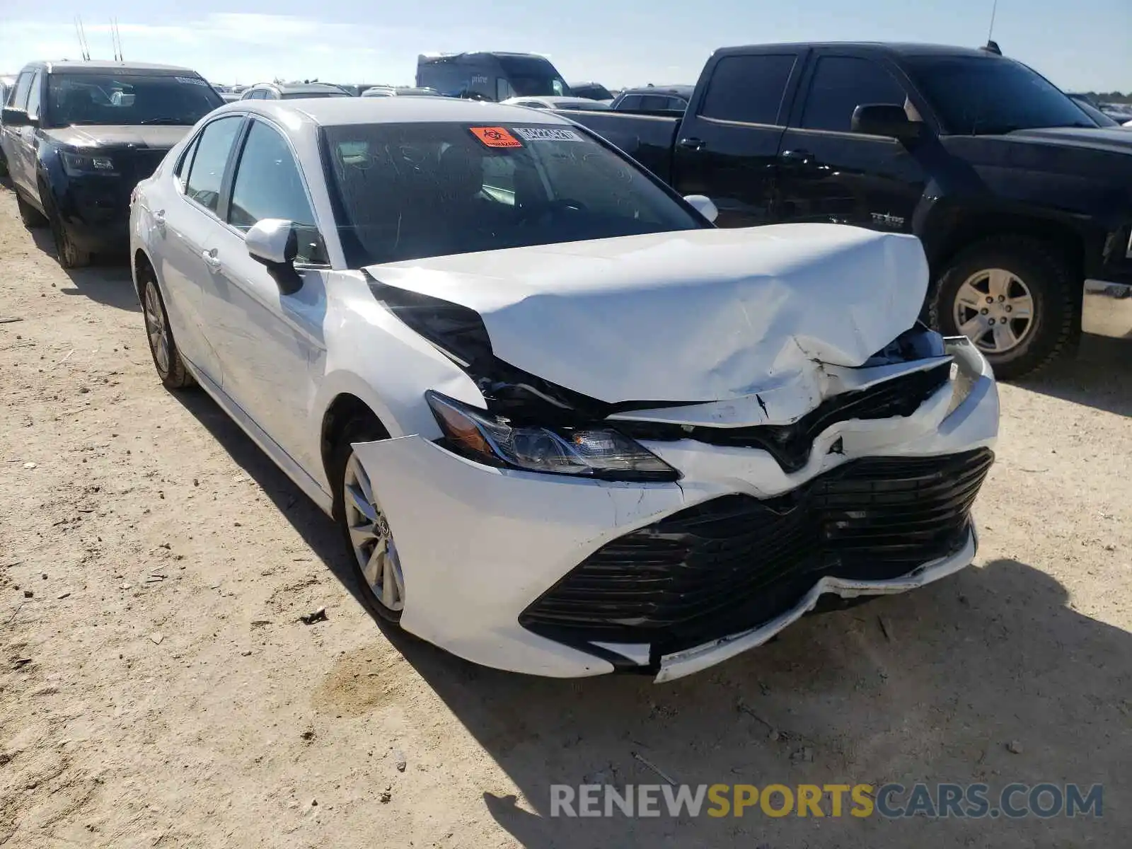 1 Photograph of a damaged car 4T1B11HK1KU229652 TOYOTA CAMRY 2019