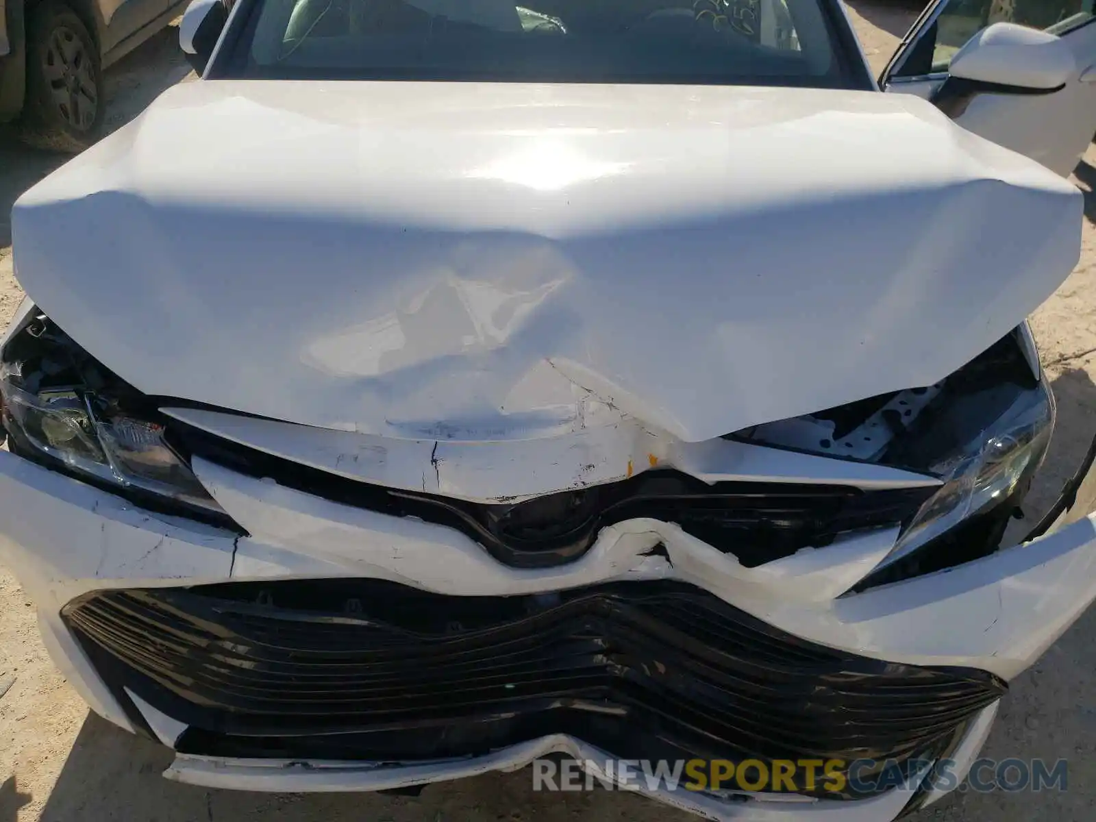 7 Photograph of a damaged car 4T1B11HK1KU229652 TOYOTA CAMRY 2019