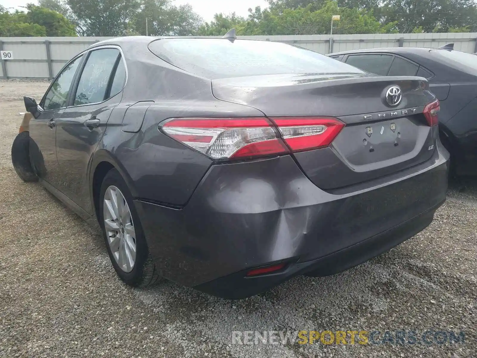 3 Photograph of a damaged car 4T1B11HK1KU229800 TOYOTA CAMRY 2019