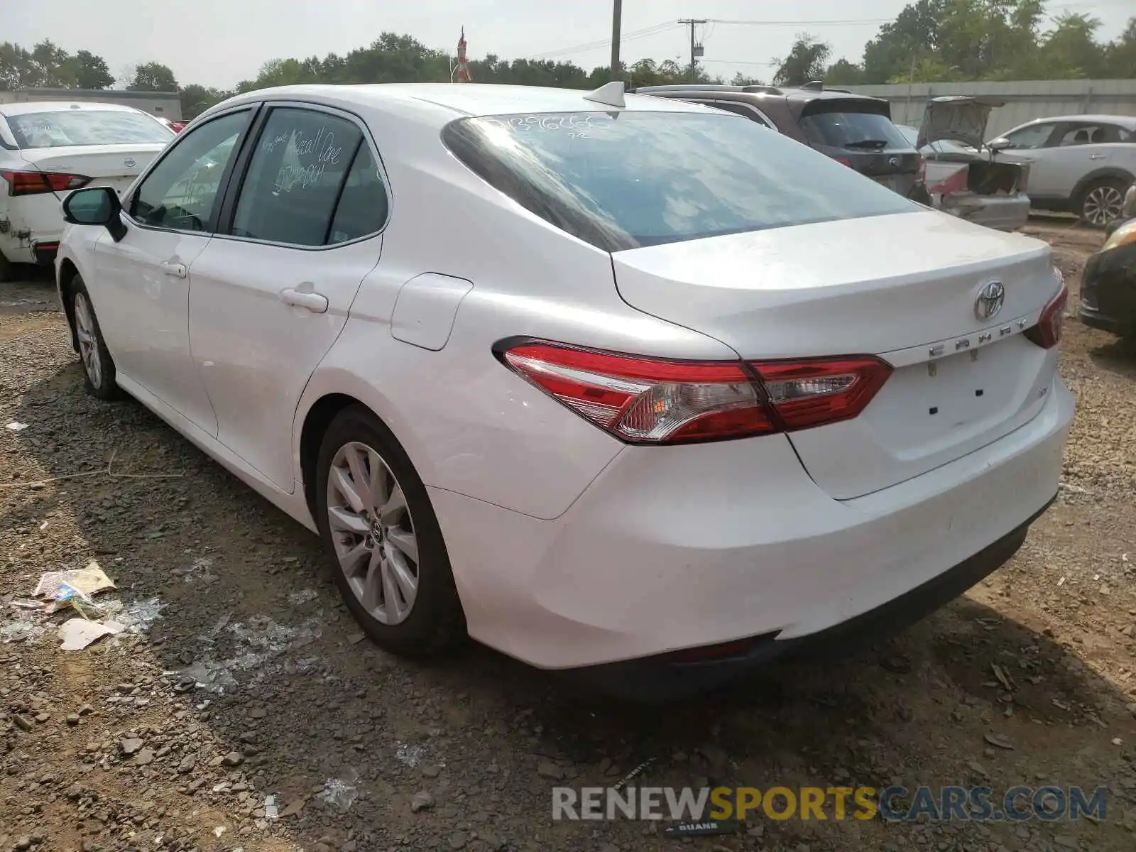 3 Photograph of a damaged car 4T1B11HK1KU229957 TOYOTA CAMRY 2019