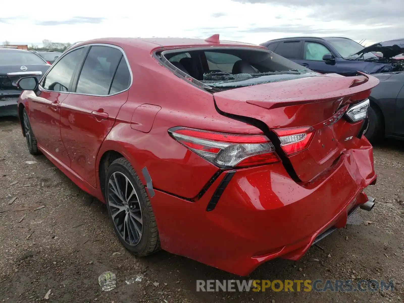 3 Photograph of a damaged car 4T1B11HK1KU230249 TOYOTA CAMRY 2019