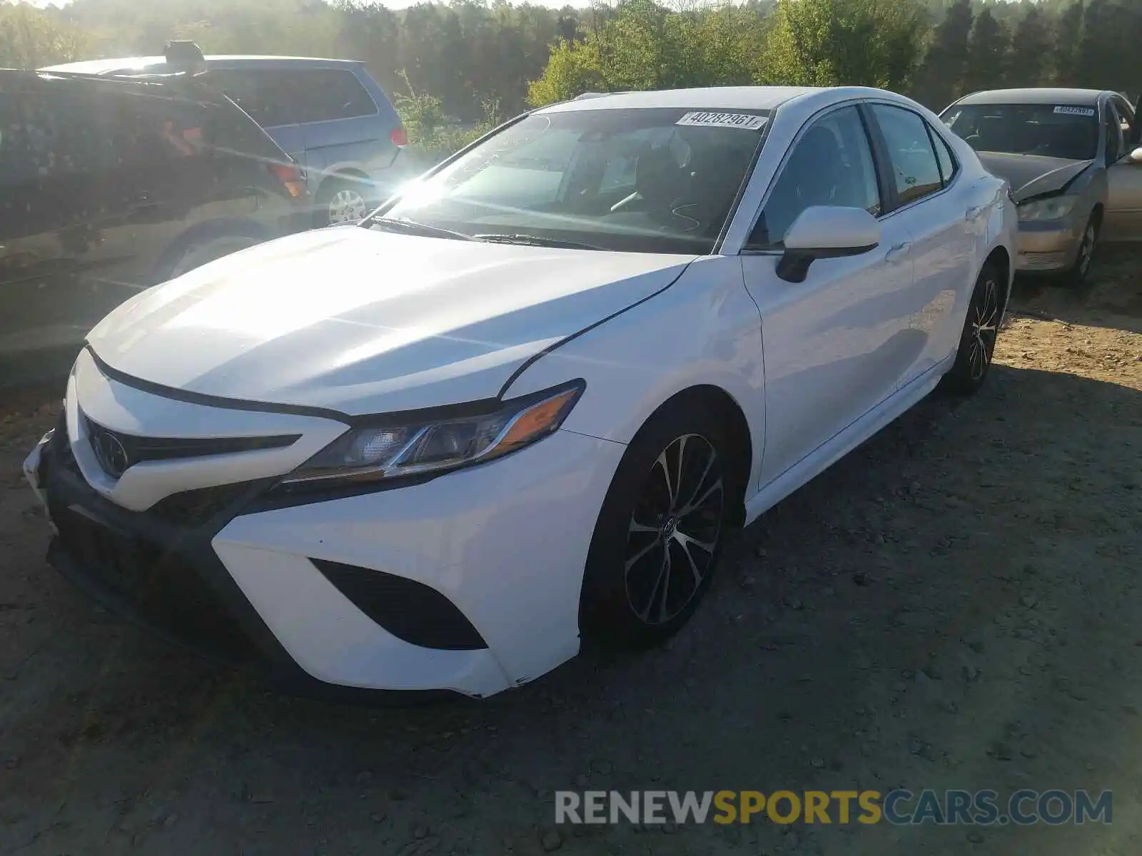 2 Photograph of a damaged car 4T1B11HK1KU232261 TOYOTA CAMRY 2019