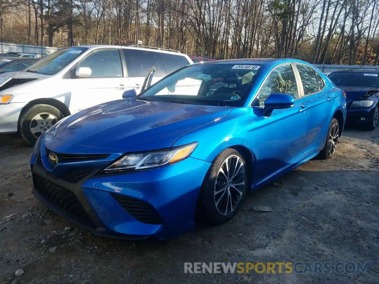 2 Photograph of a damaged car 4T1B11HK1KU232275 TOYOTA CAMRY 2019