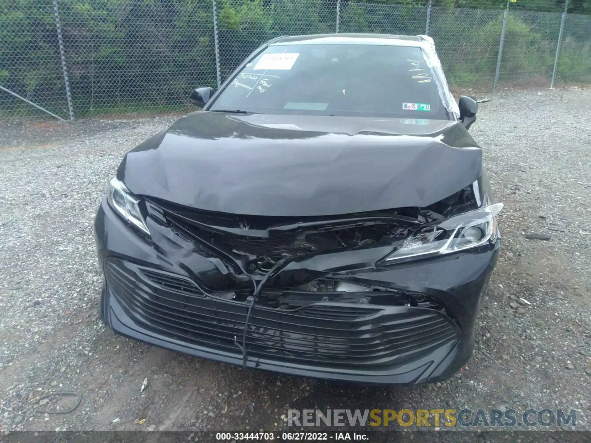 6 Photograph of a damaged car 4T1B11HK1KU233197 TOYOTA CAMRY 2019