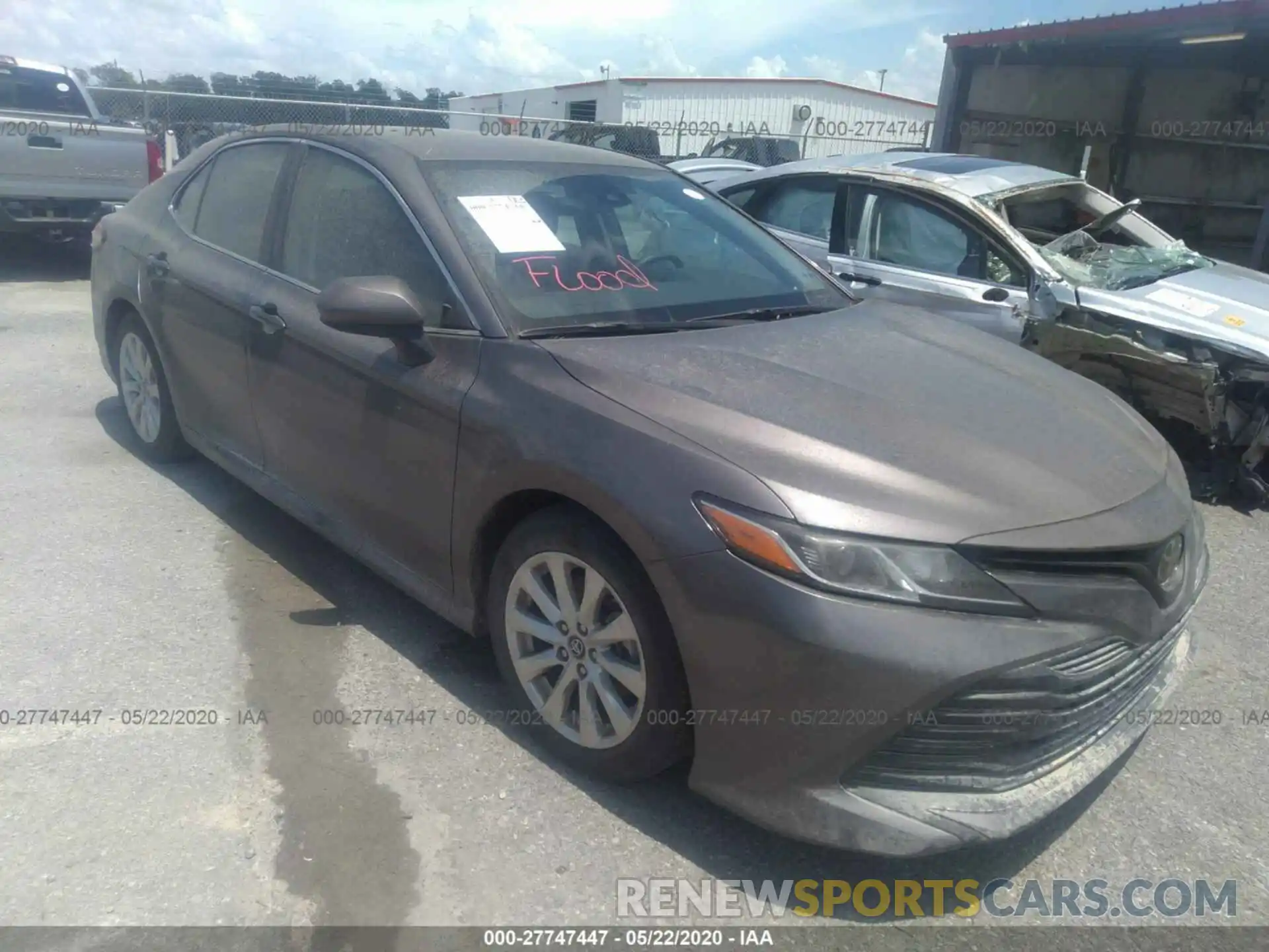 1 Photograph of a damaged car 4T1B11HK1KU235547 TOYOTA CAMRY 2019