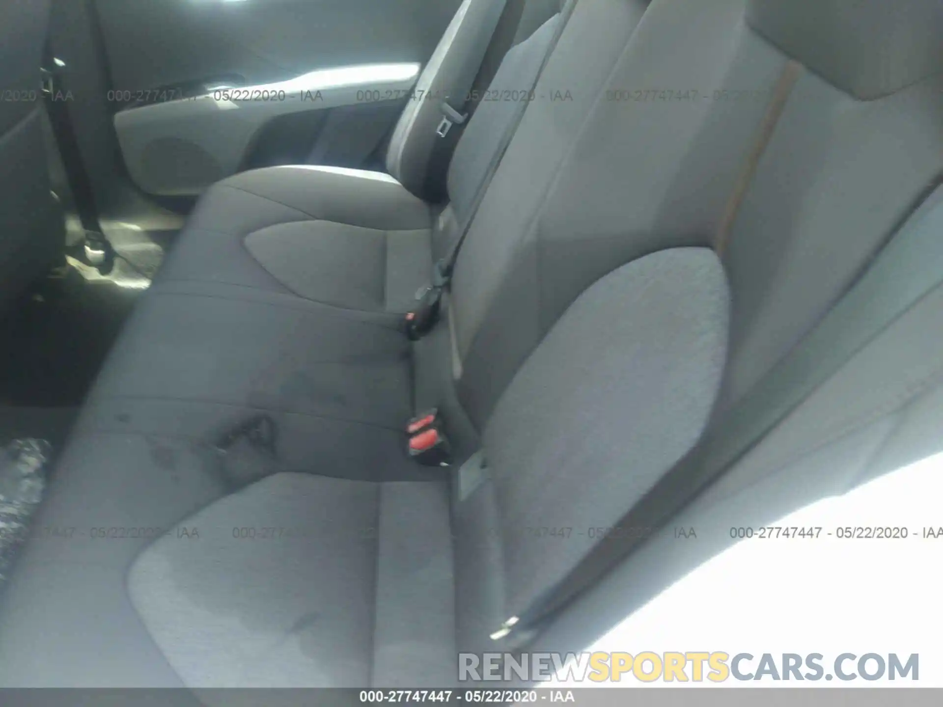 8 Photograph of a damaged car 4T1B11HK1KU235547 TOYOTA CAMRY 2019