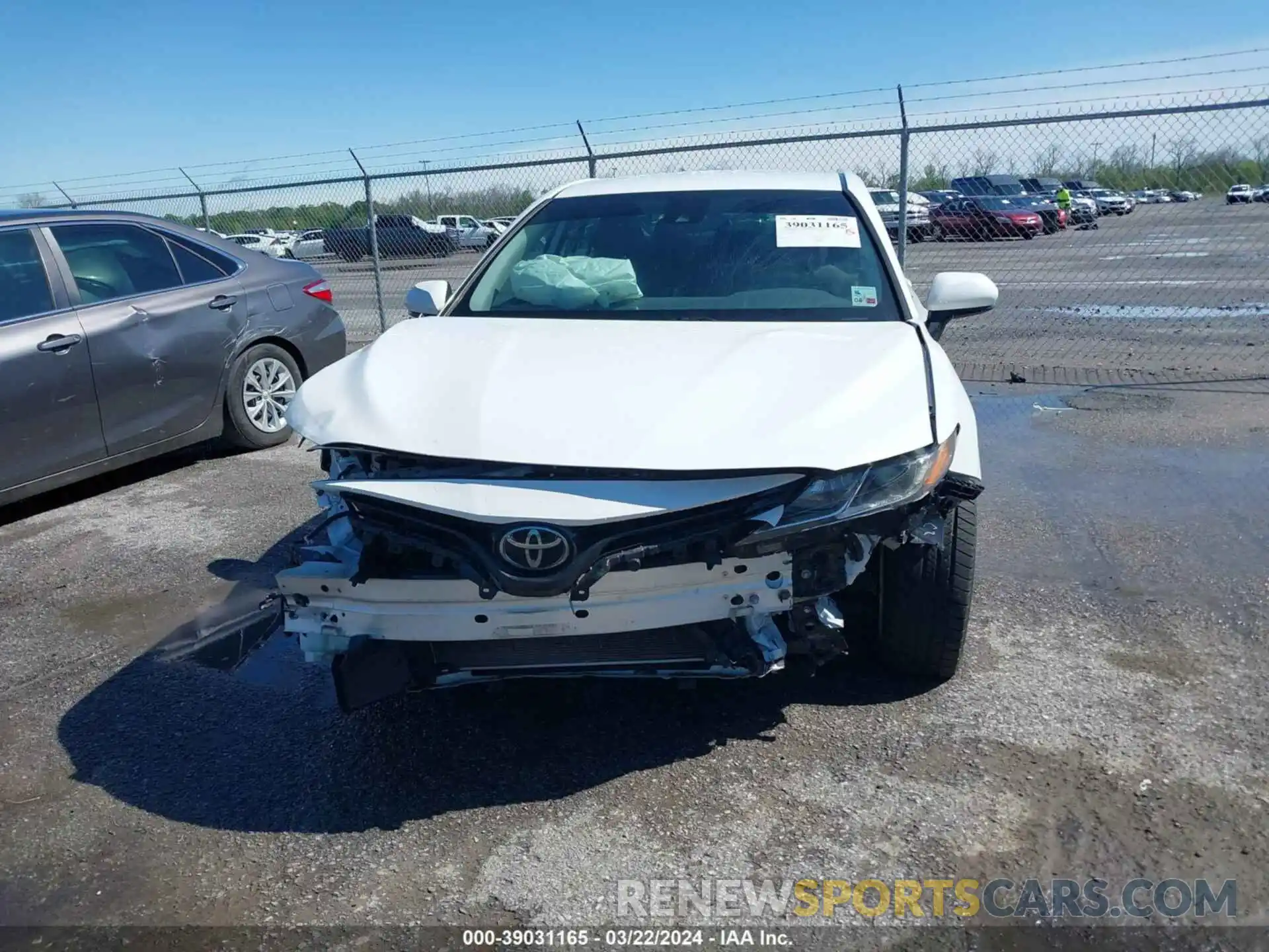 12 Photograph of a damaged car 4T1B11HK1KU236097 TOYOTA CAMRY 2019