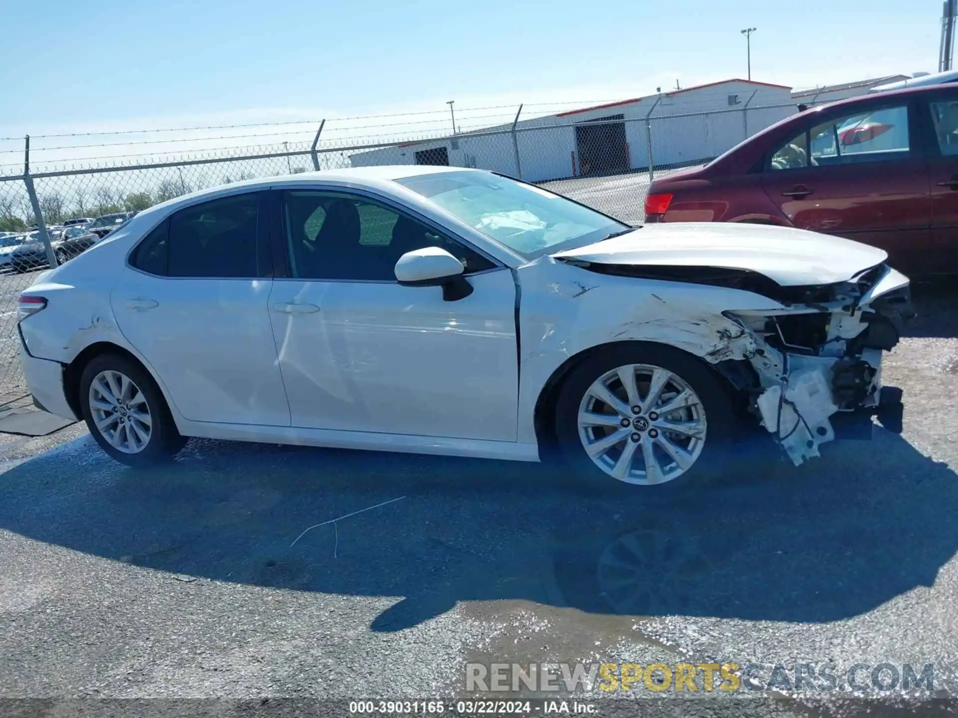 13 Photograph of a damaged car 4T1B11HK1KU236097 TOYOTA CAMRY 2019