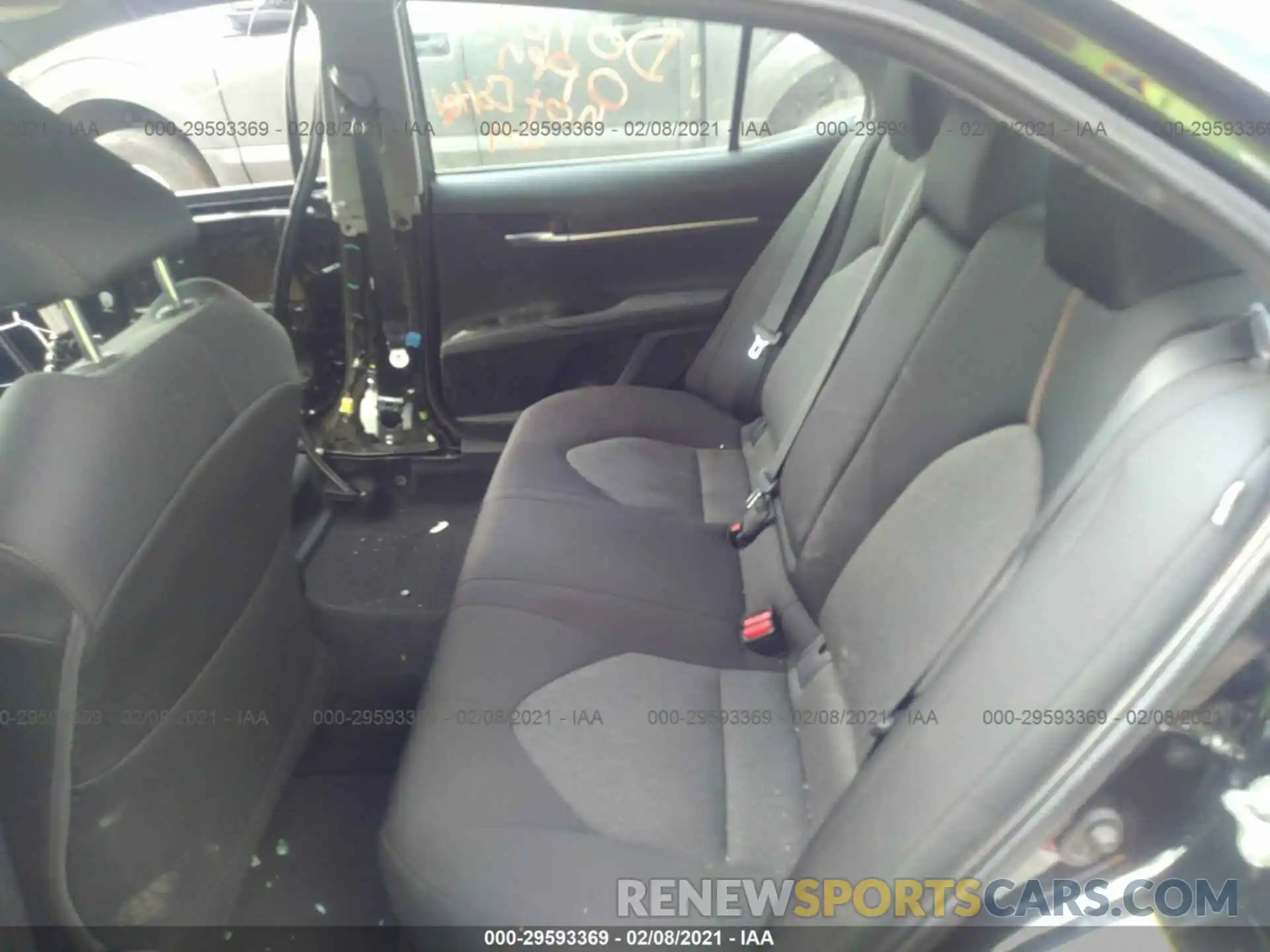 8 Photograph of a damaged car 4T1B11HK1KU237640 TOYOTA CAMRY 2019