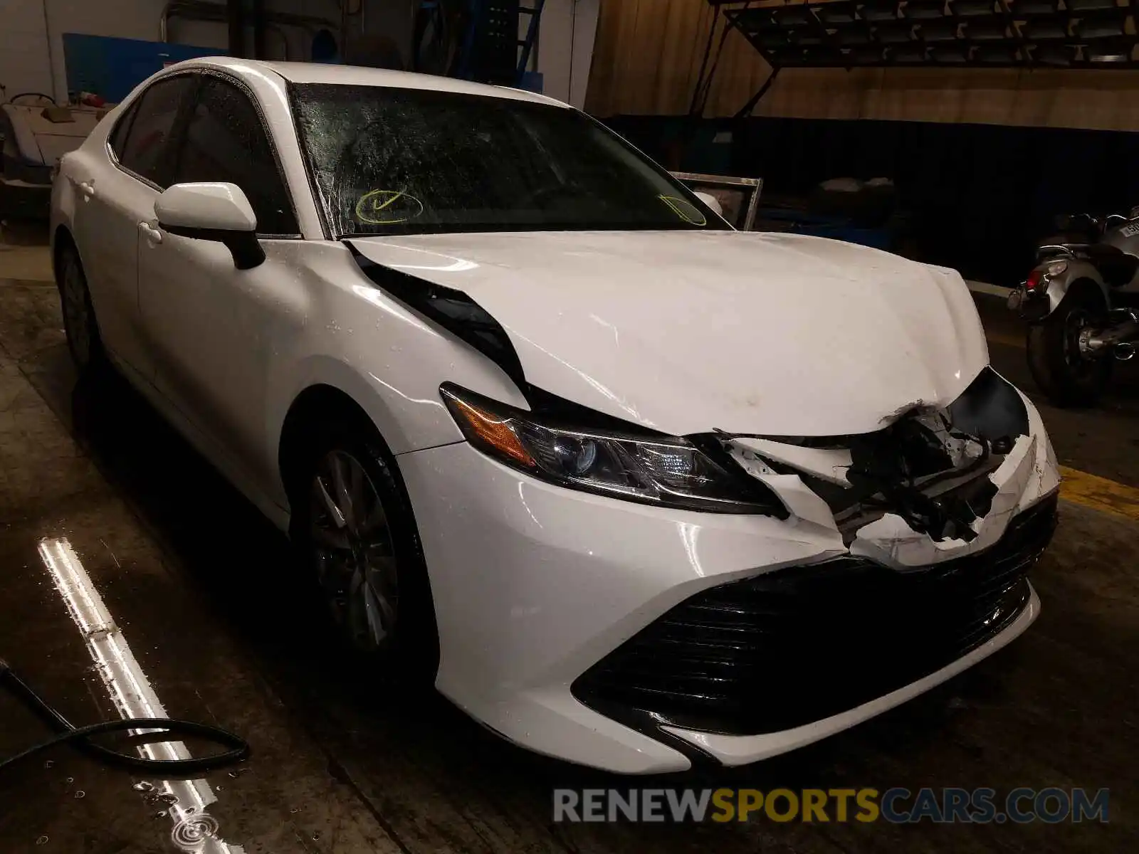 1 Photograph of a damaged car 4T1B11HK1KU238271 TOYOTA CAMRY 2019