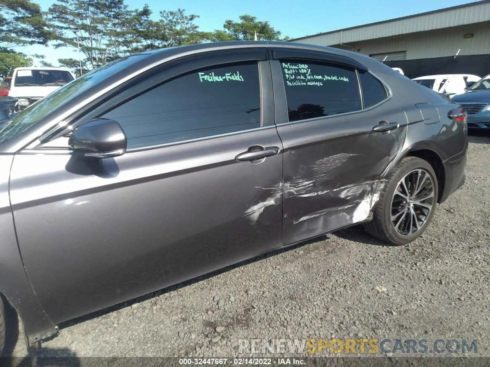 6 Photograph of a damaged car 4T1B11HK1KU238626 TOYOTA CAMRY 2019