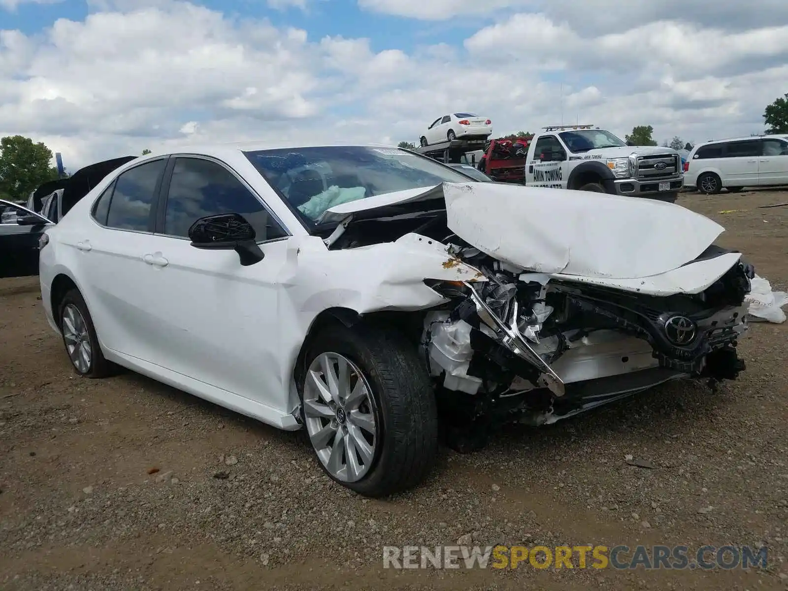 1 Photograph of a damaged car 4T1B11HK1KU239159 TOYOTA CAMRY 2019