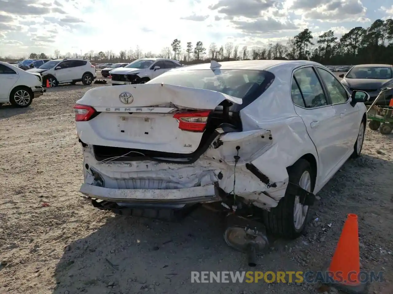 9 Photograph of a damaged car 4T1B11HK1KU239260 TOYOTA CAMRY 2019