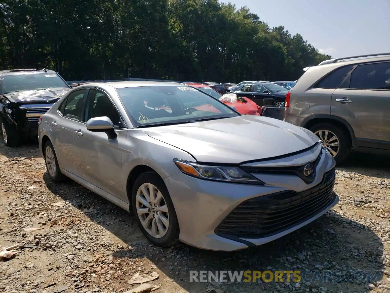 1 Photograph of a damaged car 4T1B11HK1KU239520 TOYOTA CAMRY 2019