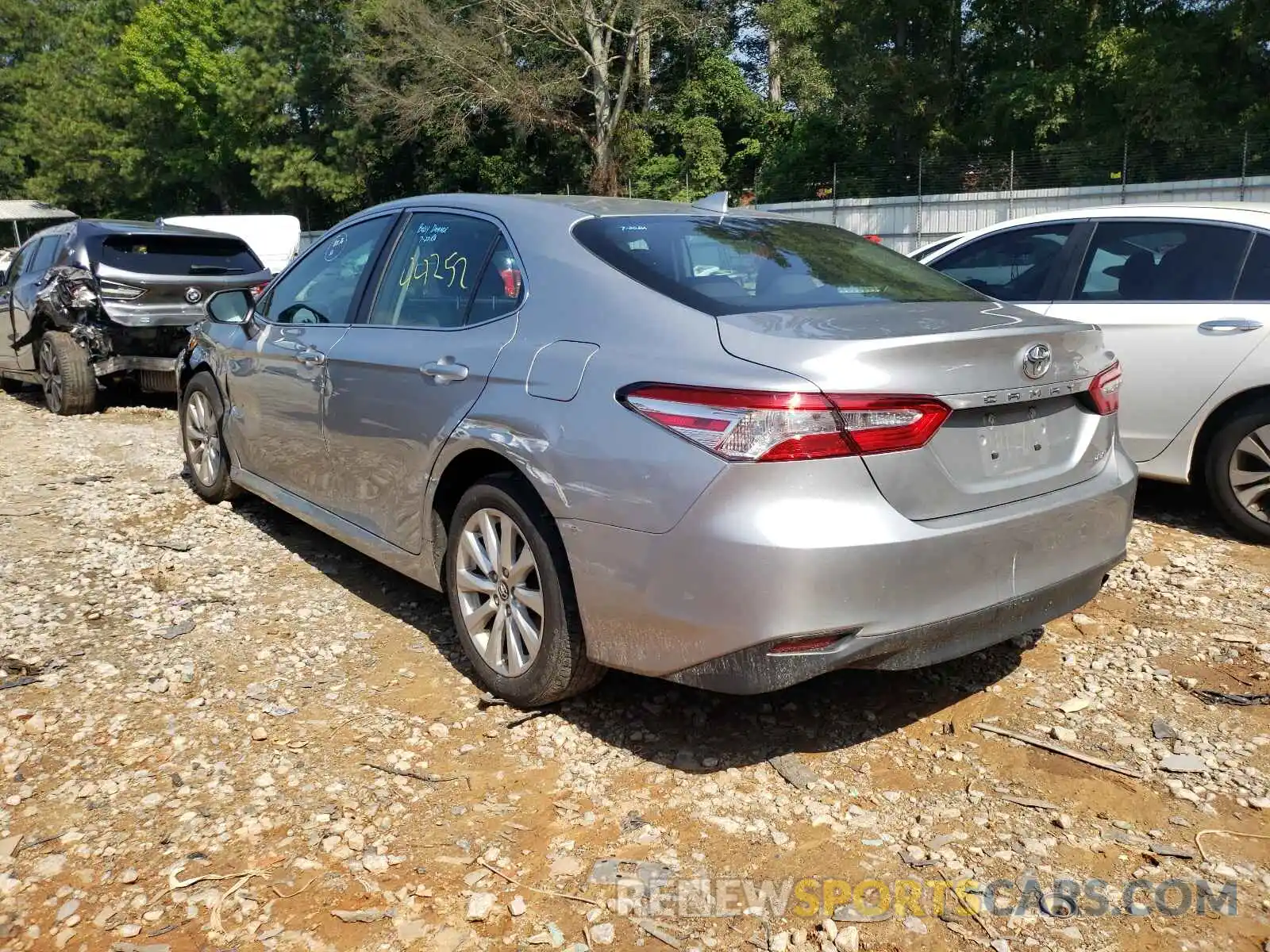 3 Photograph of a damaged car 4T1B11HK1KU239520 TOYOTA CAMRY 2019