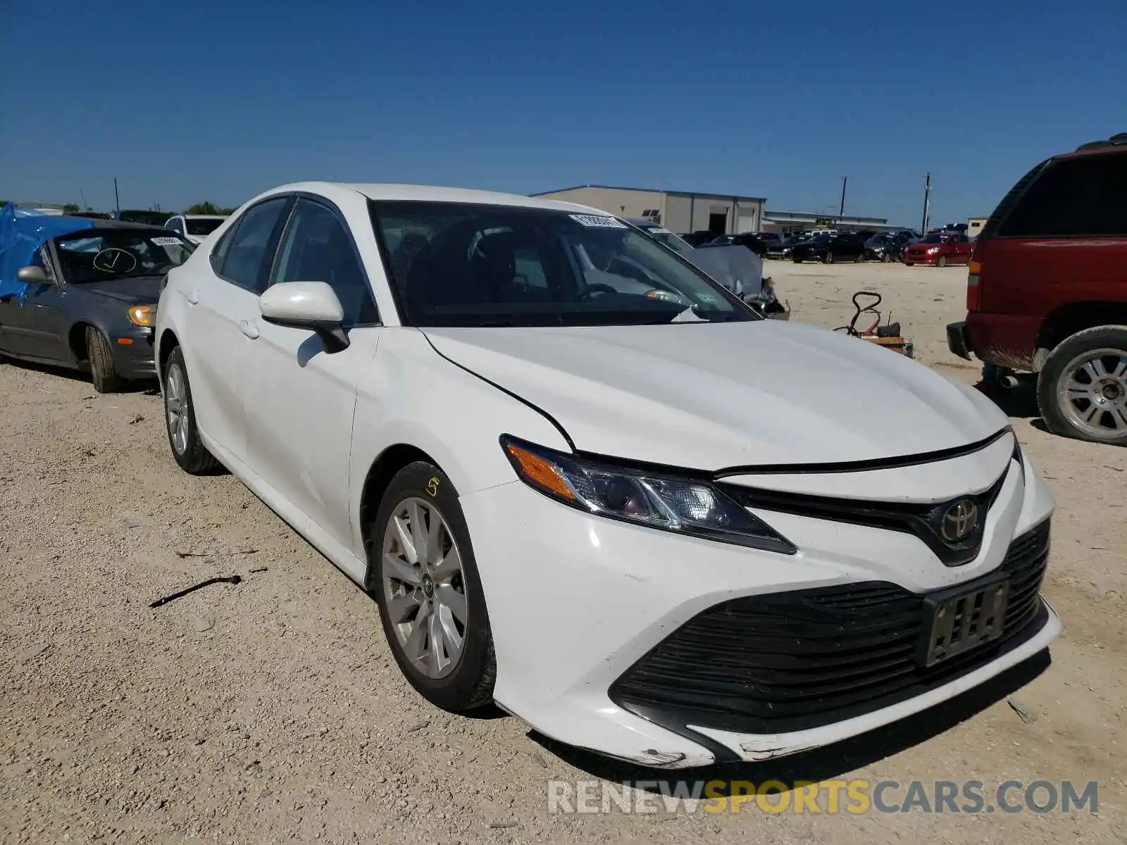 1 Photograph of a damaged car 4T1B11HK1KU240330 TOYOTA CAMRY 2019