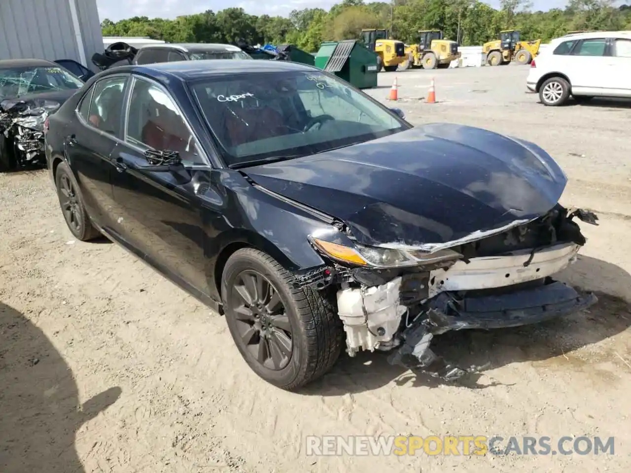 1 Photograph of a damaged car 4T1B11HK1KU241400 TOYOTA CAMRY 2019