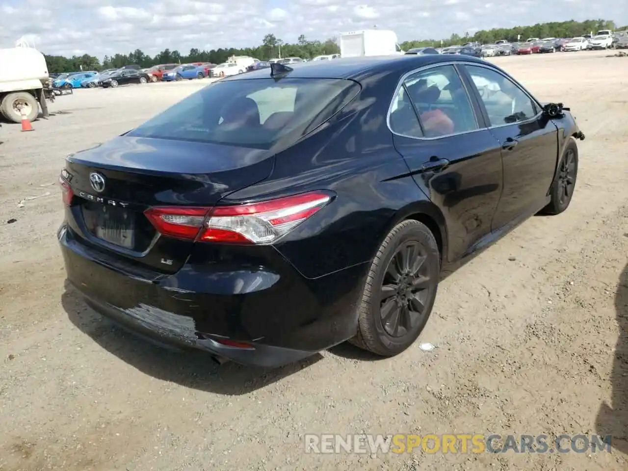 4 Photograph of a damaged car 4T1B11HK1KU241400 TOYOTA CAMRY 2019