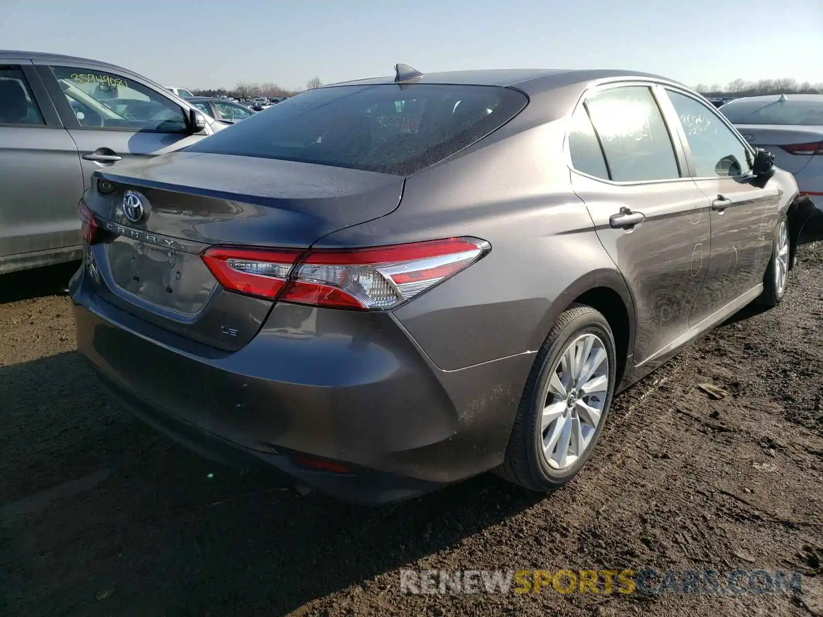 4 Photograph of a damaged car 4T1B11HK1KU241848 TOYOTA CAMRY 2019