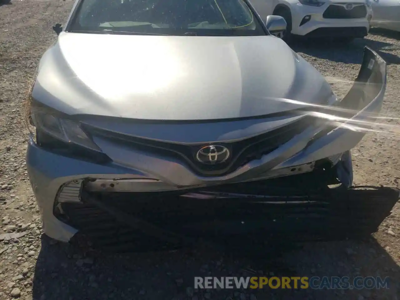 9 Photograph of a damaged car 4T1B11HK1KU241946 TOYOTA CAMRY 2019