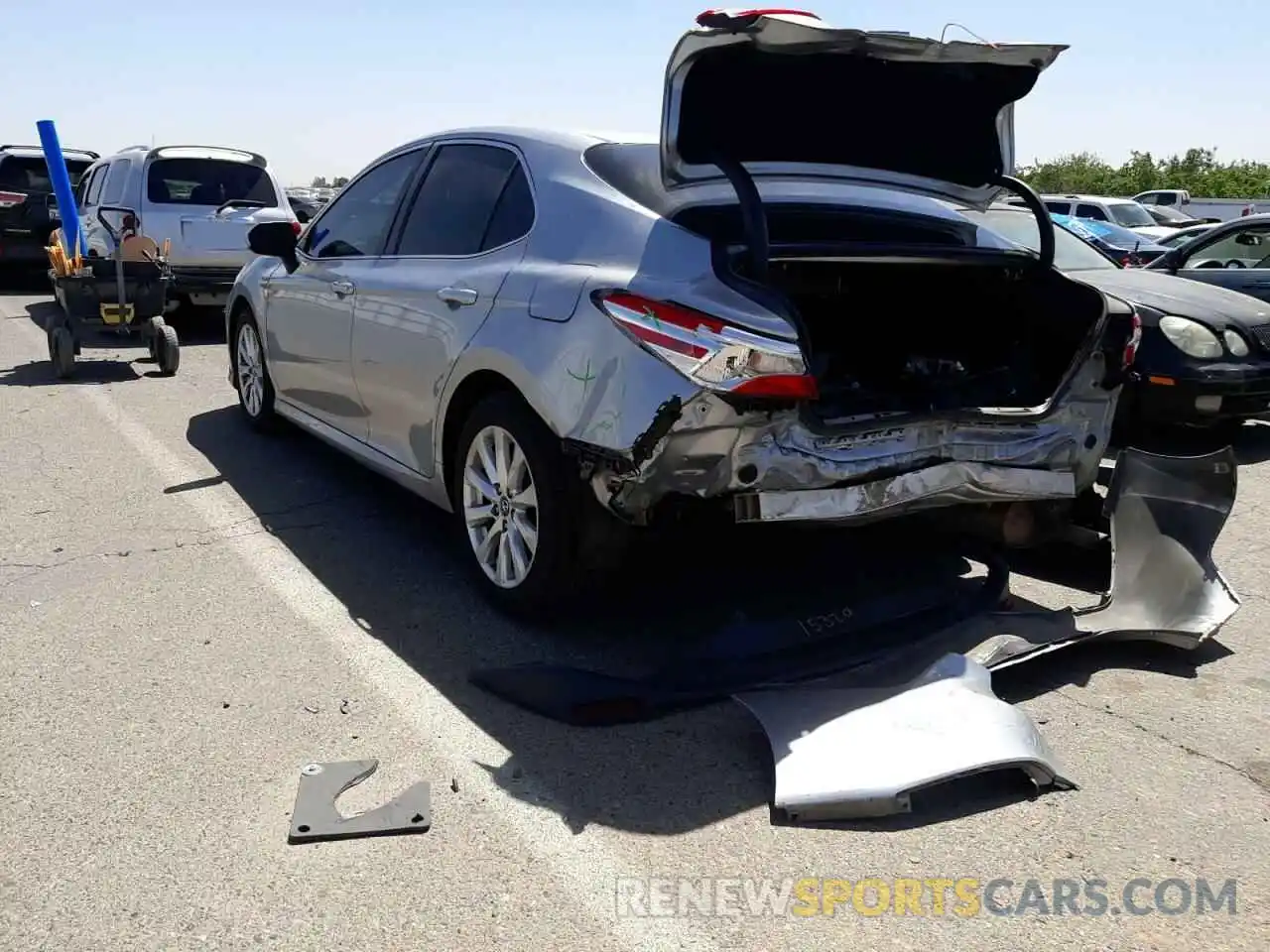 3 Photograph of a damaged car 4T1B11HK1KU242904 TOYOTA CAMRY 2019