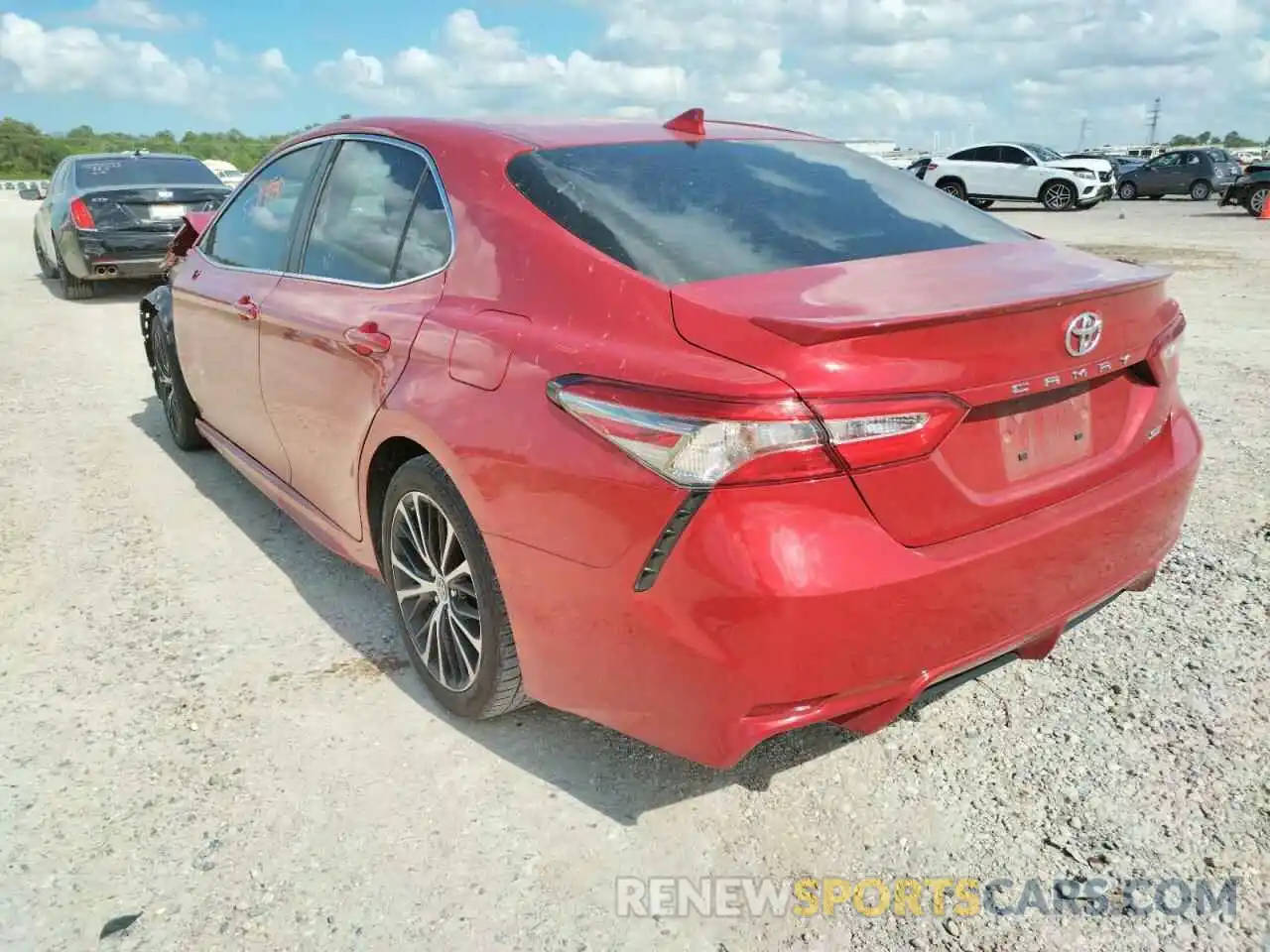 3 Photograph of a damaged car 4T1B11HK1KU243891 TOYOTA CAMRY 2019